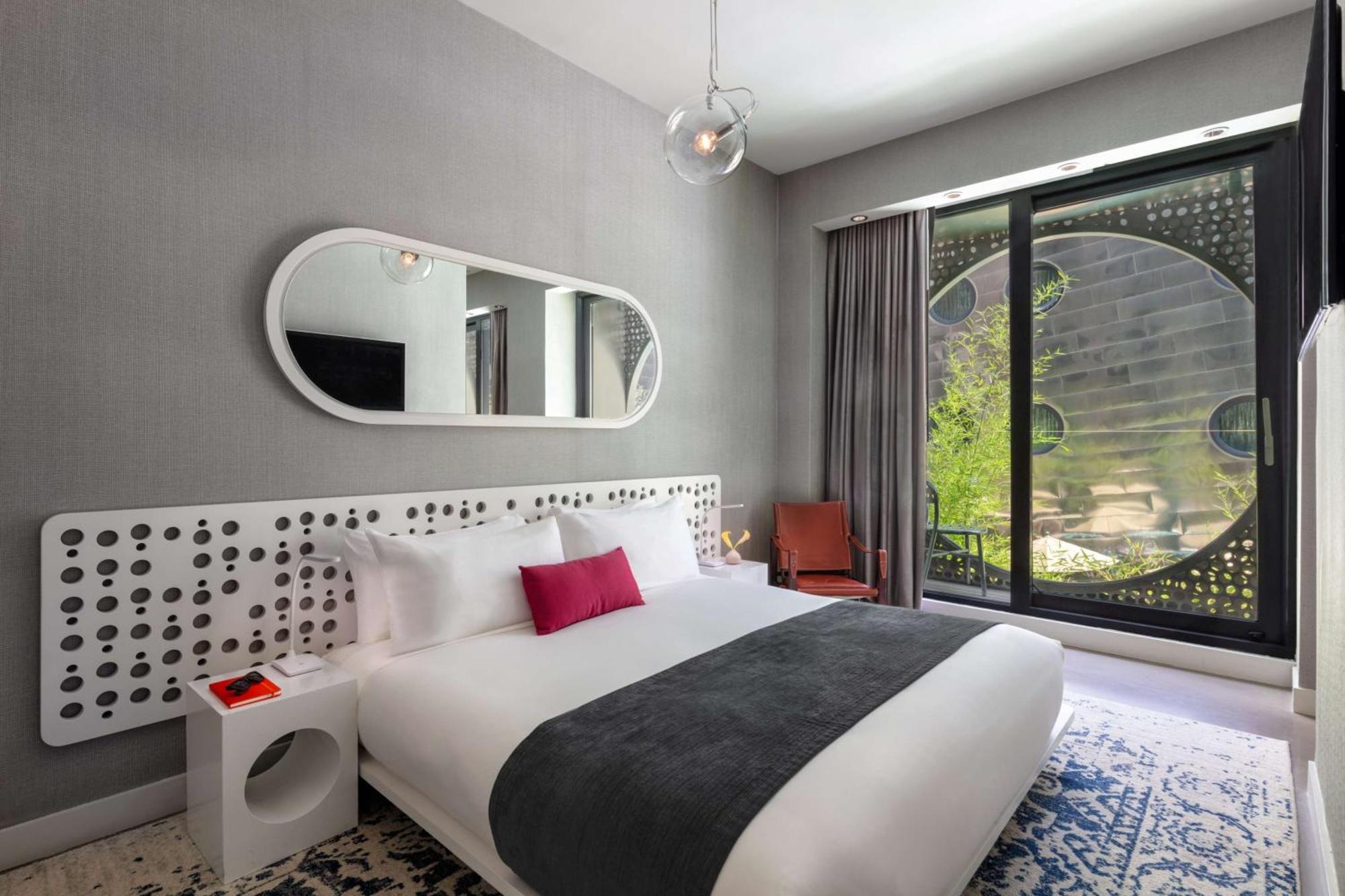 King Room Bronze with Balcony,1645662104:JPEG