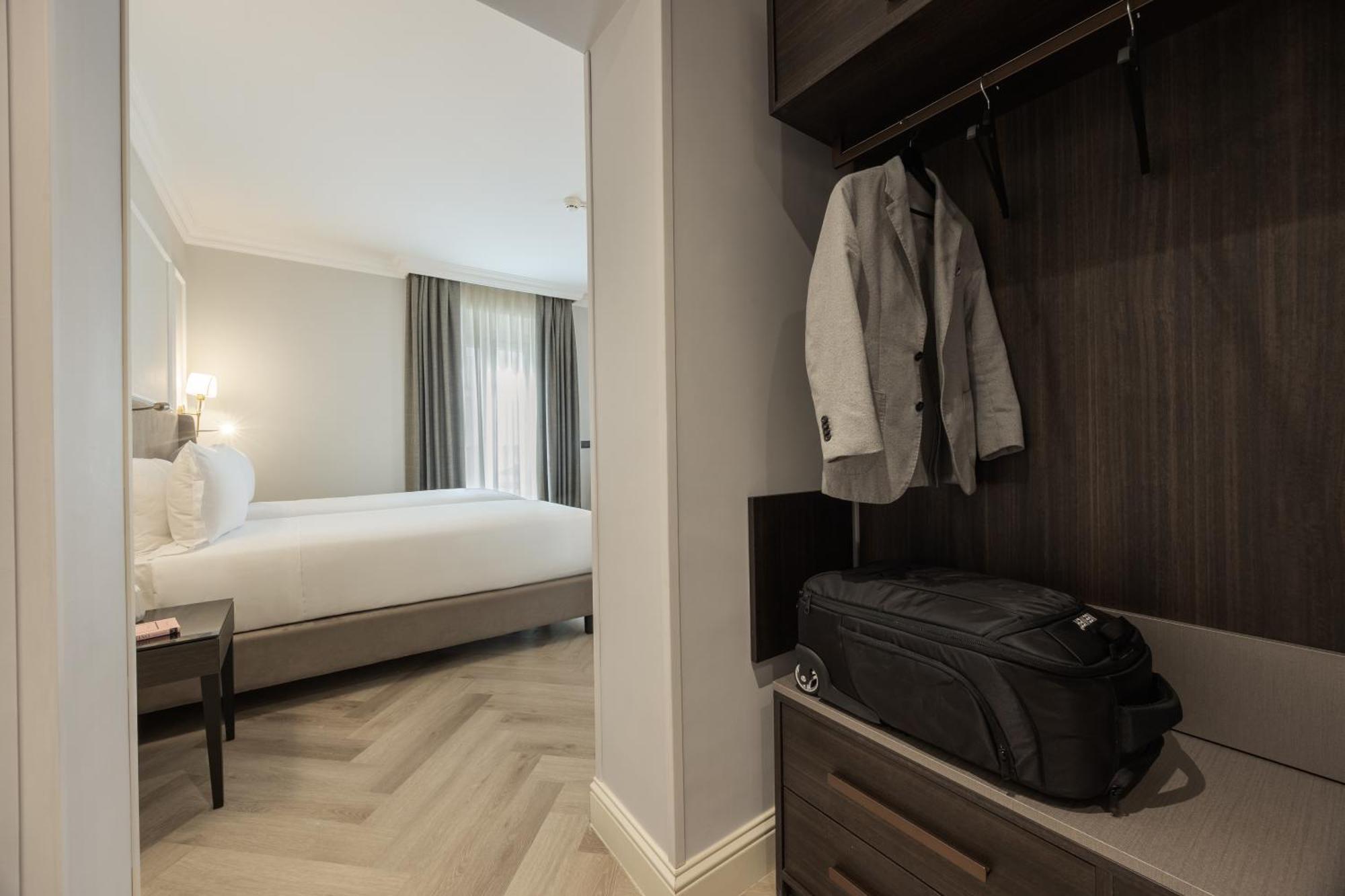 Superior Double or Twin Room,1645881137:JPEG