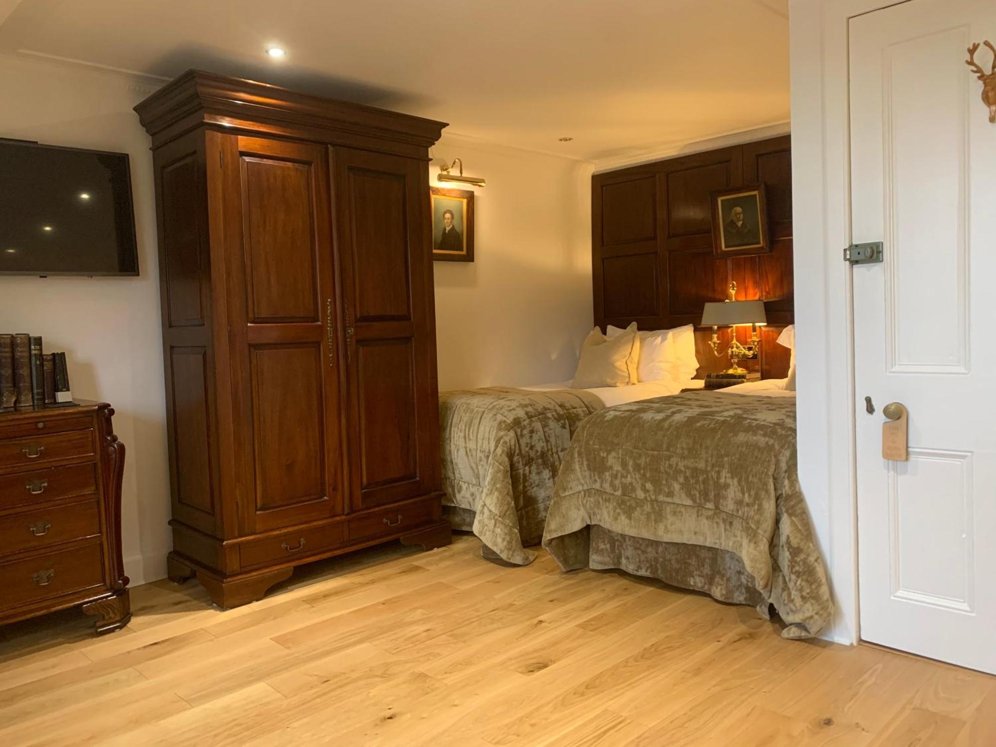 Premier Family Room