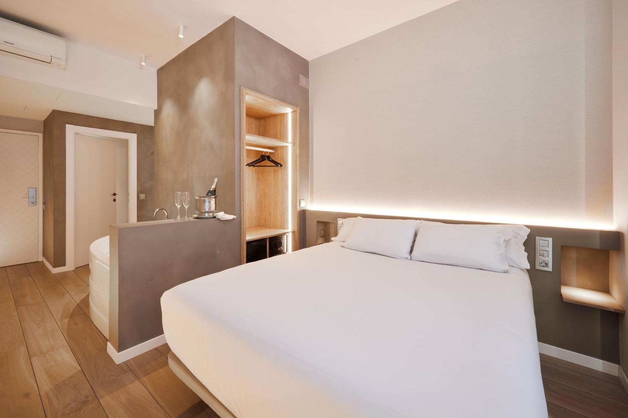 Double Room Spa Bath