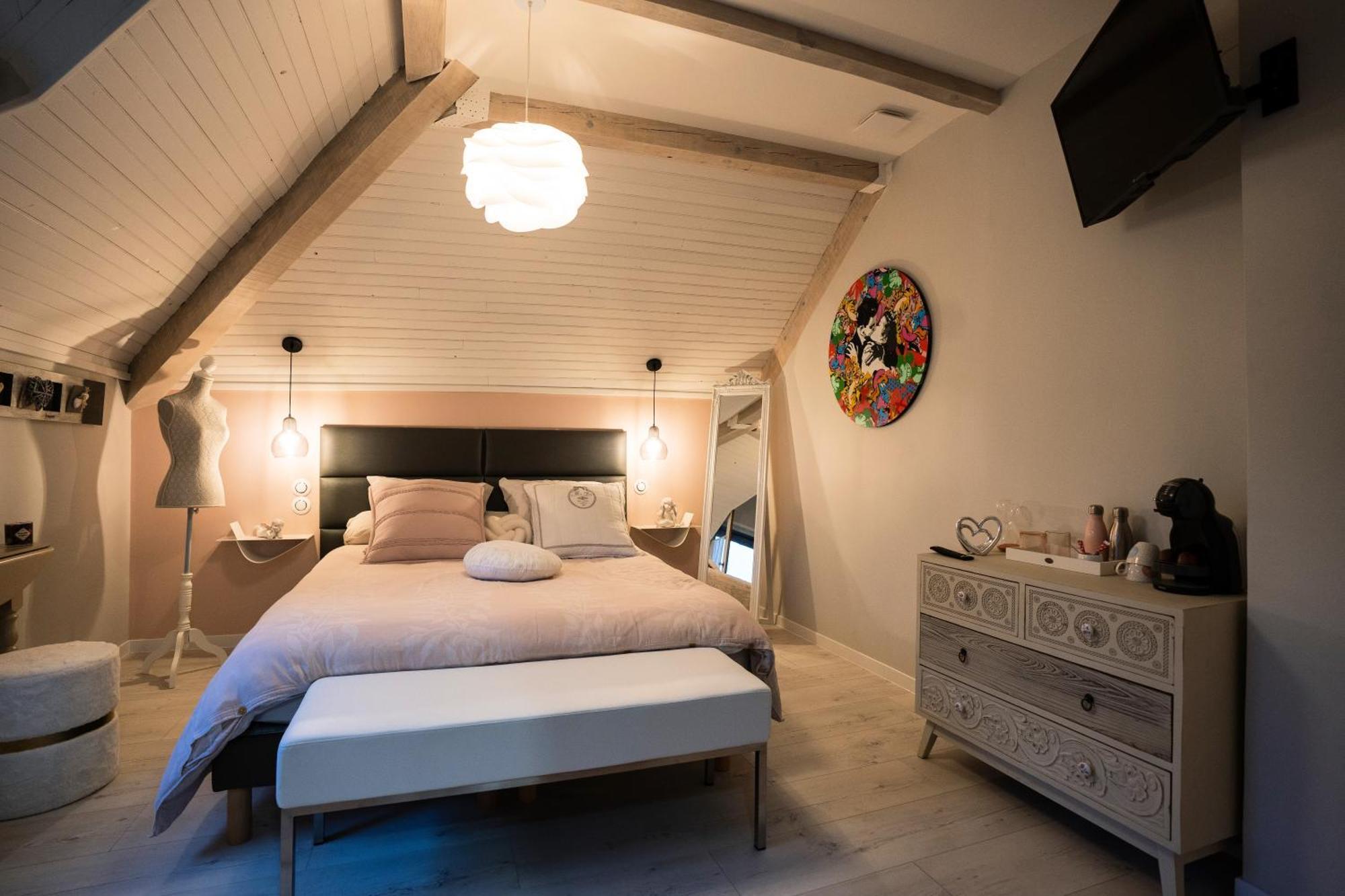 Double Room Private Bathroom