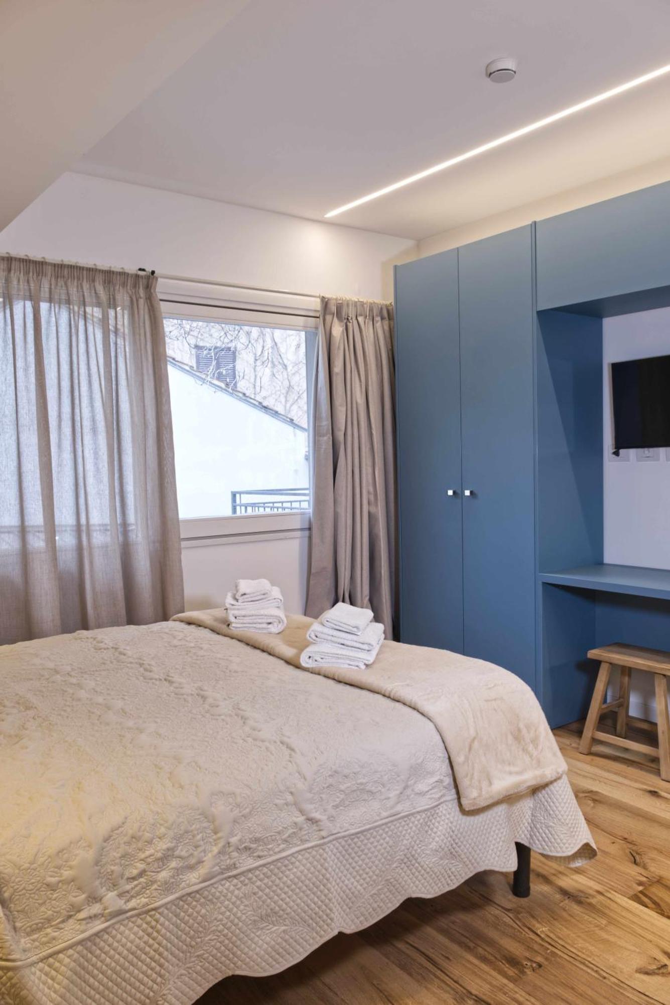 Two-Bedroom Deluxe Apartment