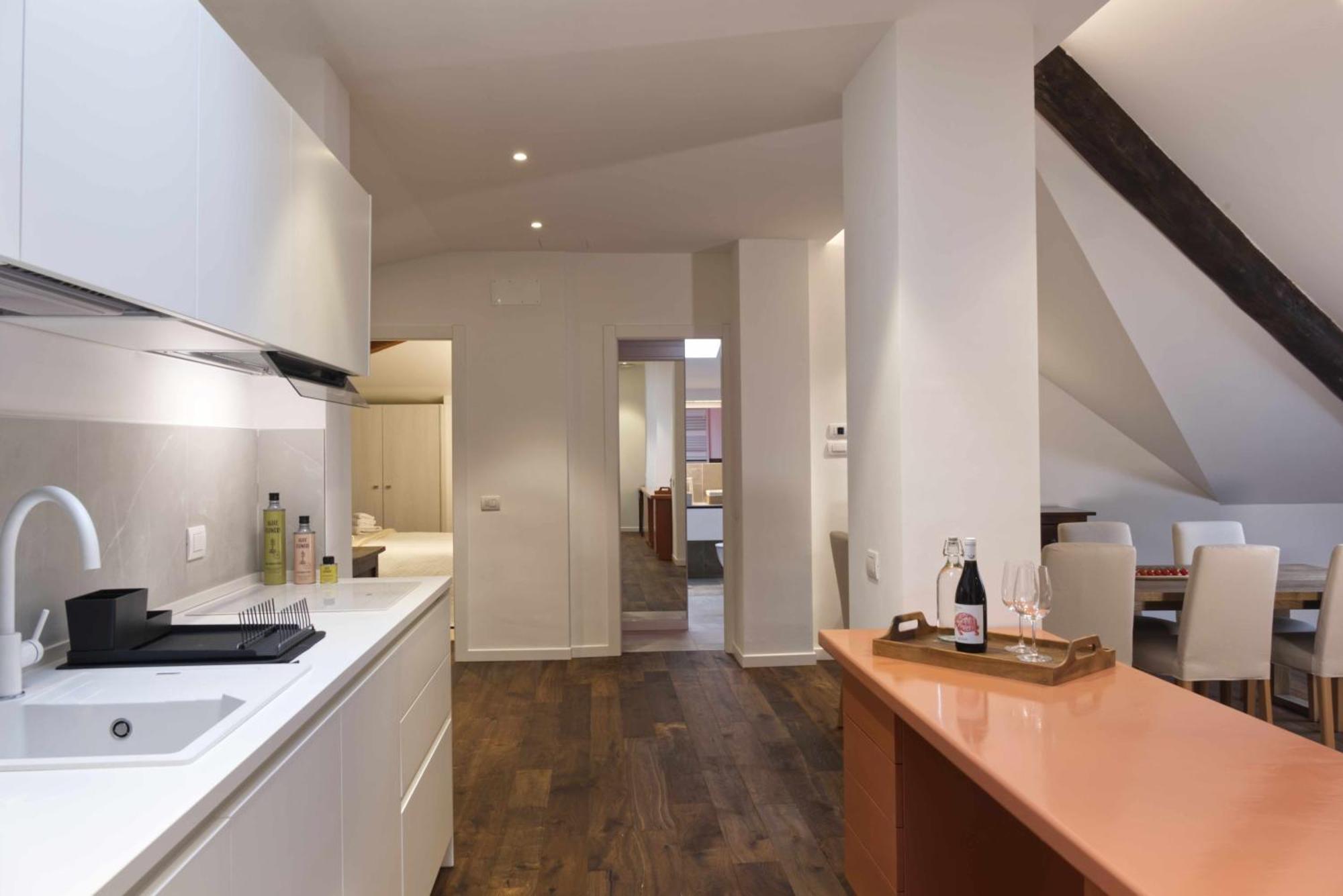 Queen Suite Spa Bath