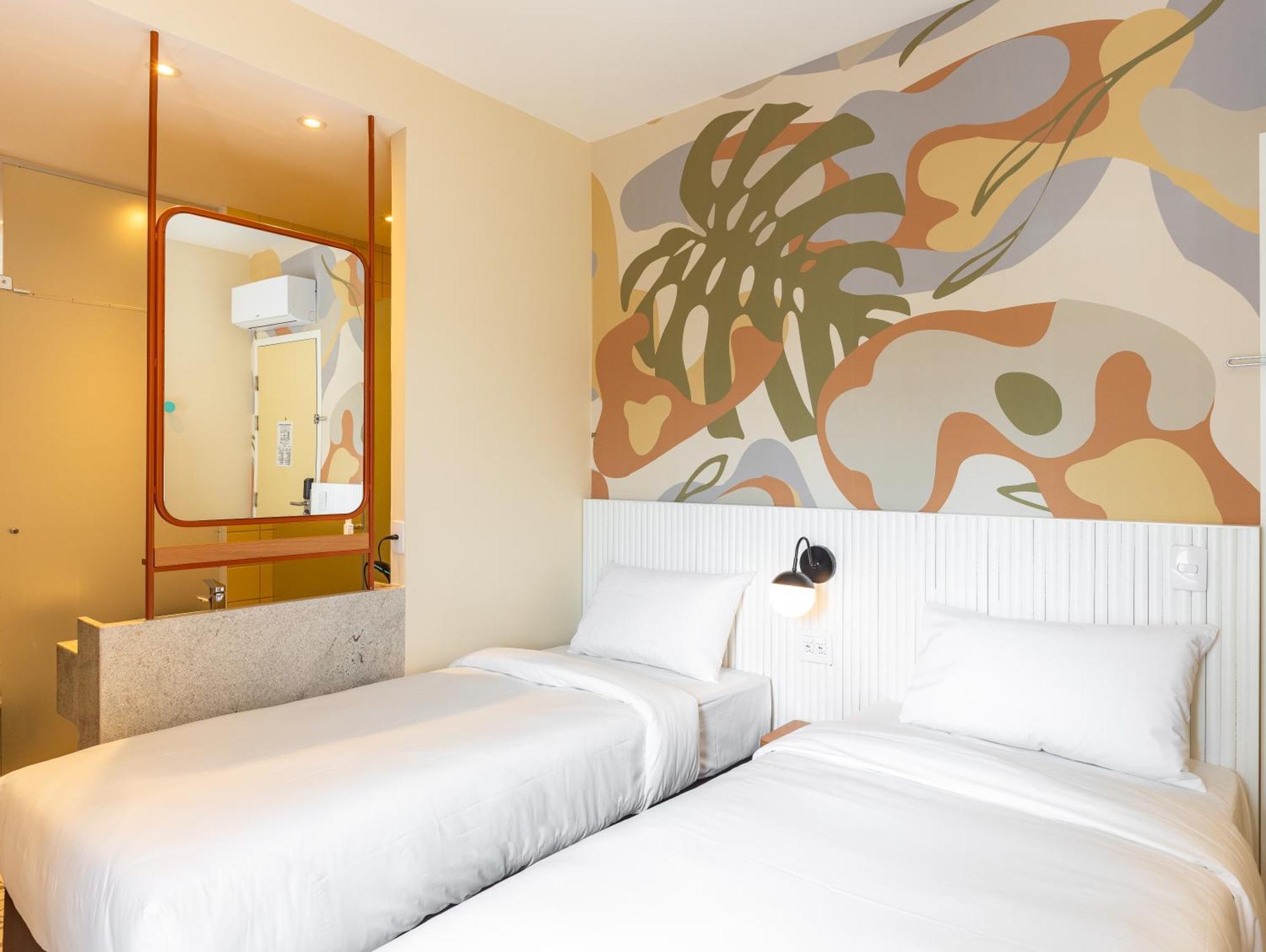 Standard Twin Room
