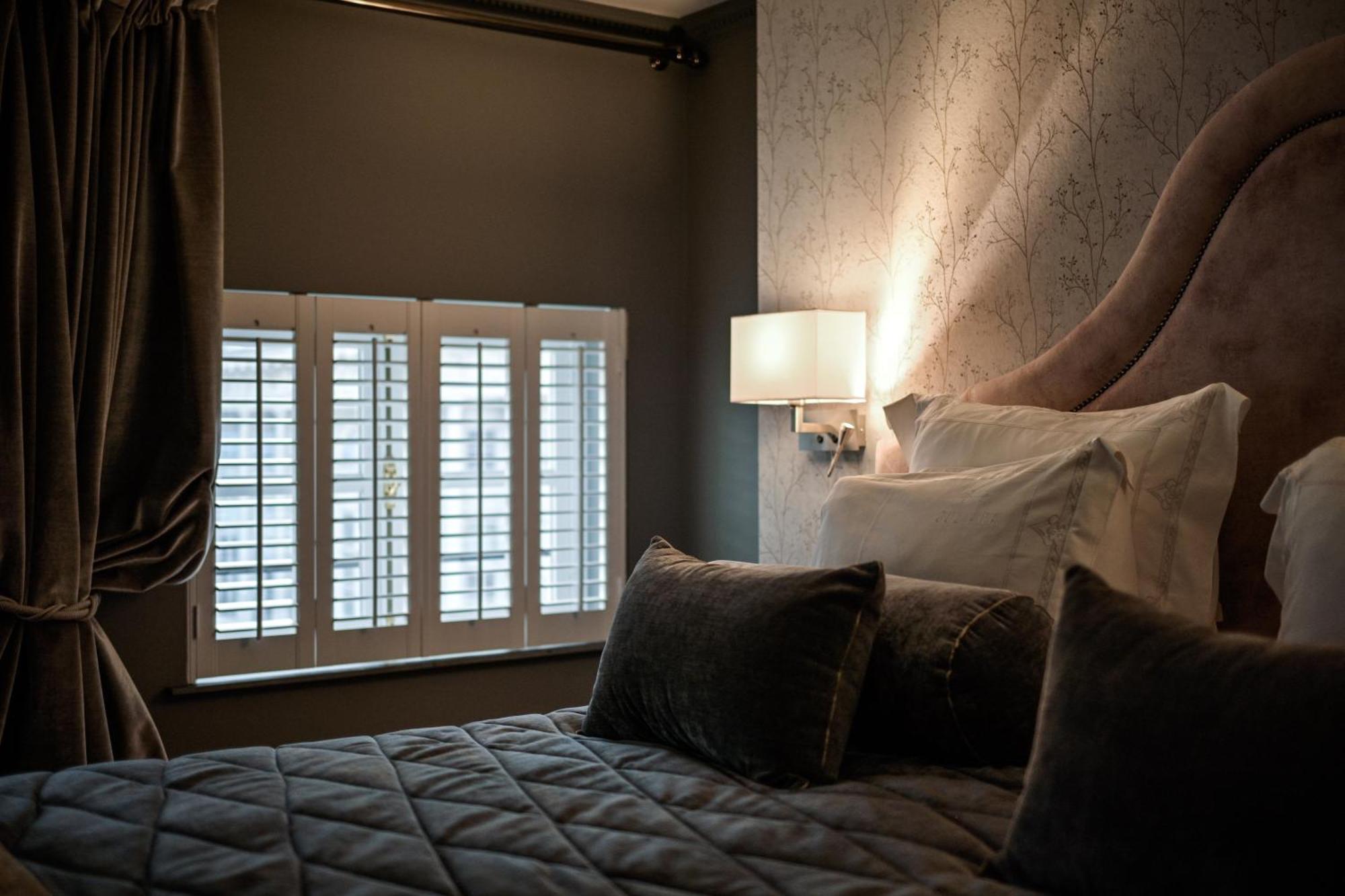 Prestige Room
