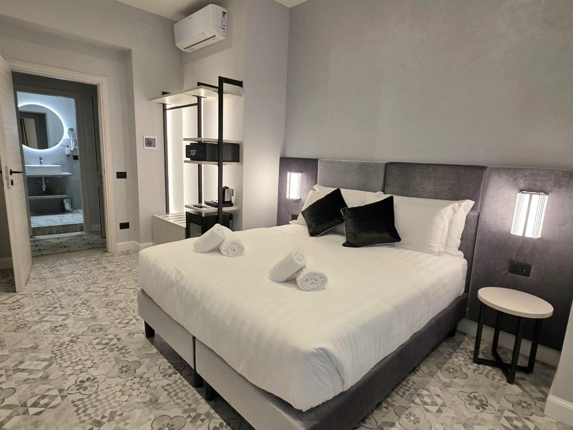 Superior Double or Twin Room,1649484933:JPEG