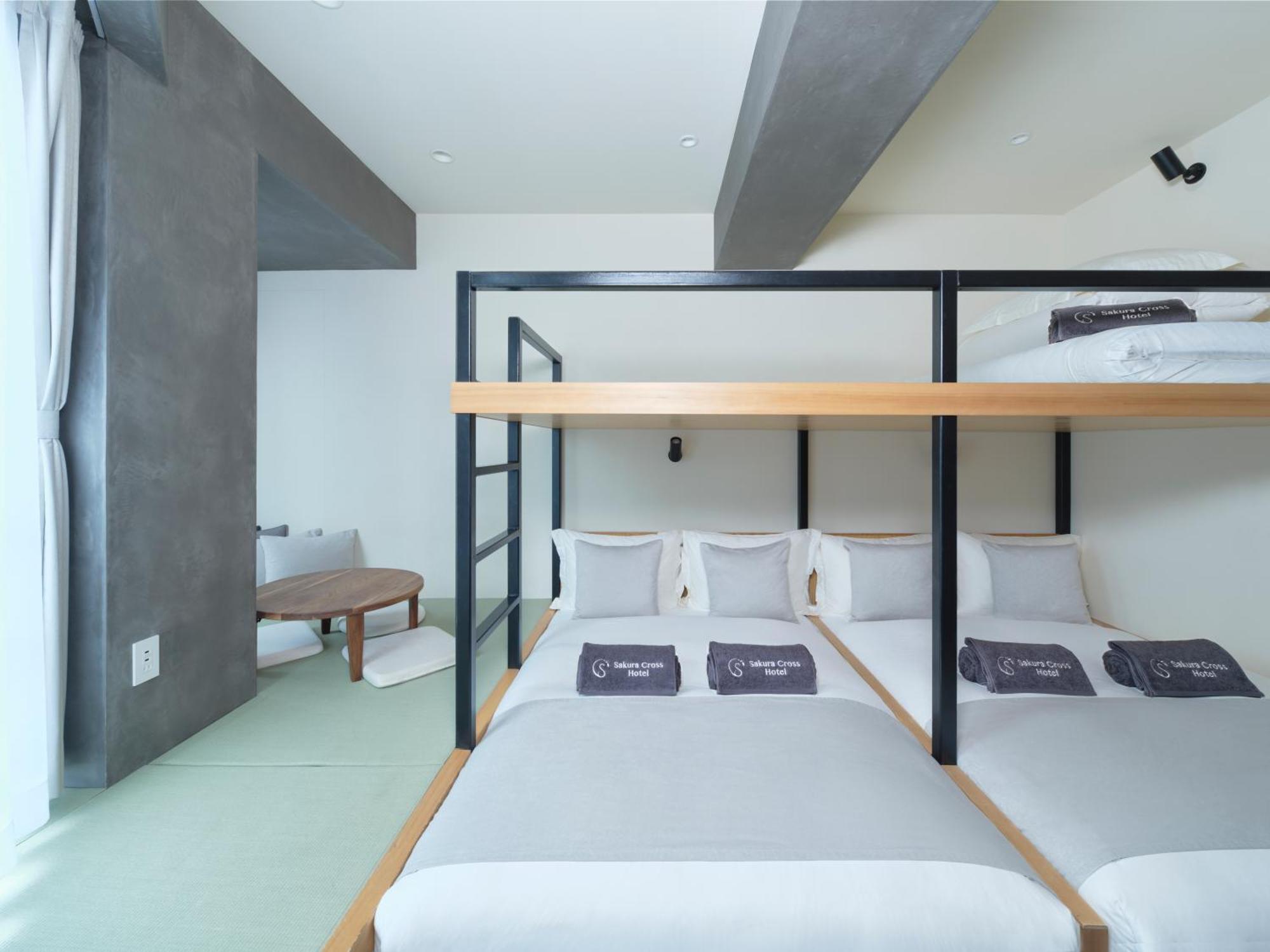 Deluxe Triple Room Max5 Comfort3