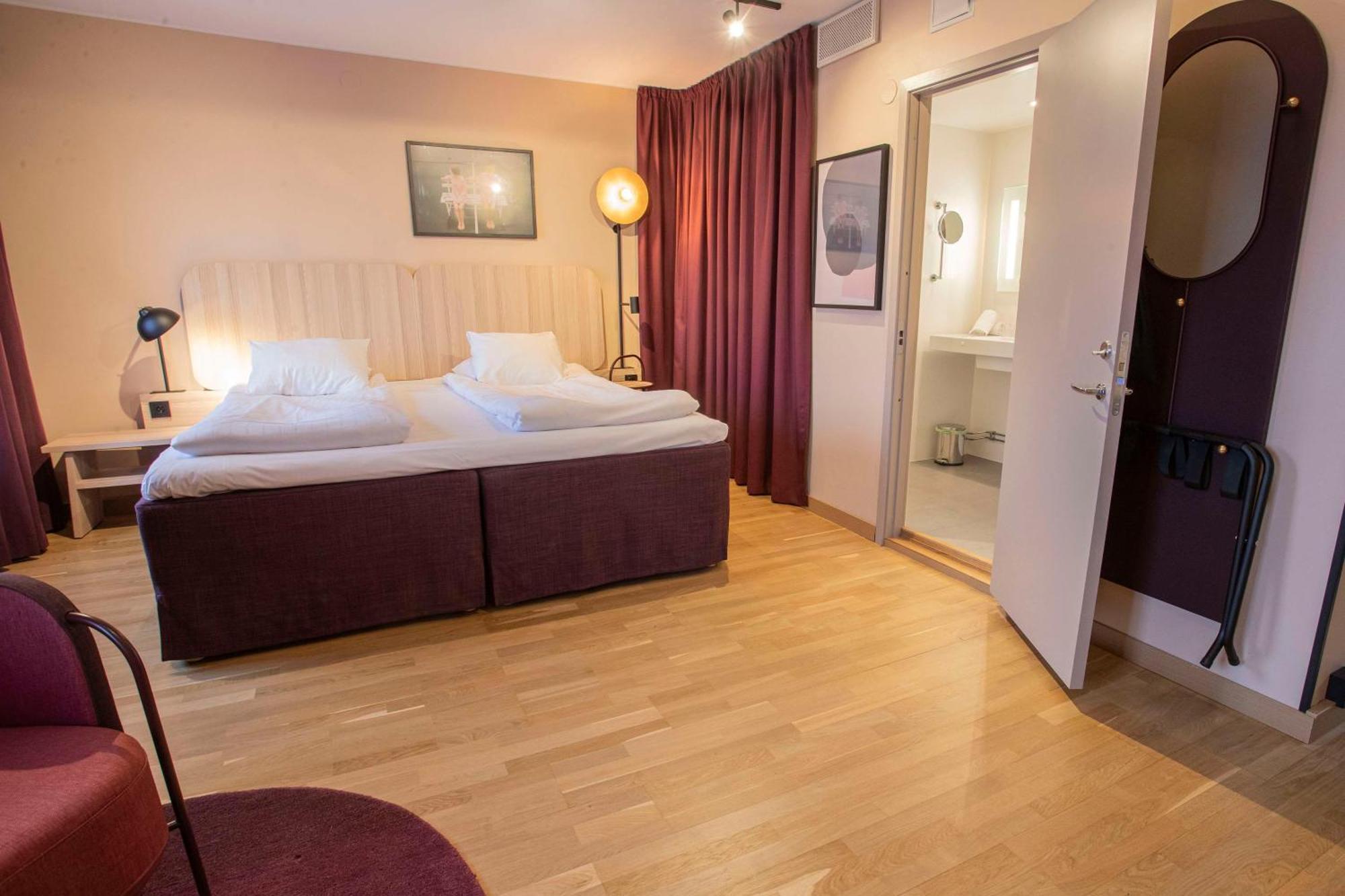 Superior Twin Room,1649886738:JPEG