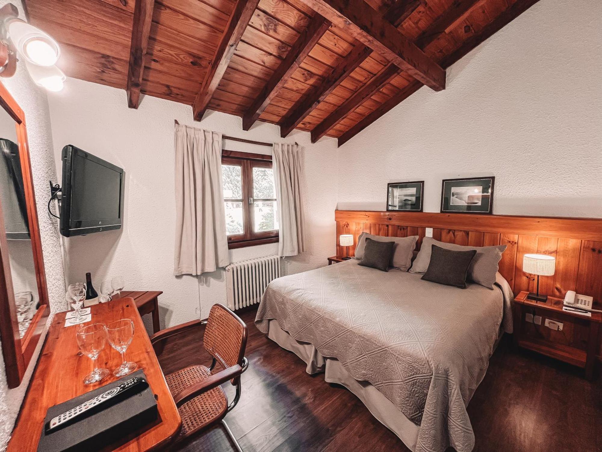 Quarto Duplo Standard