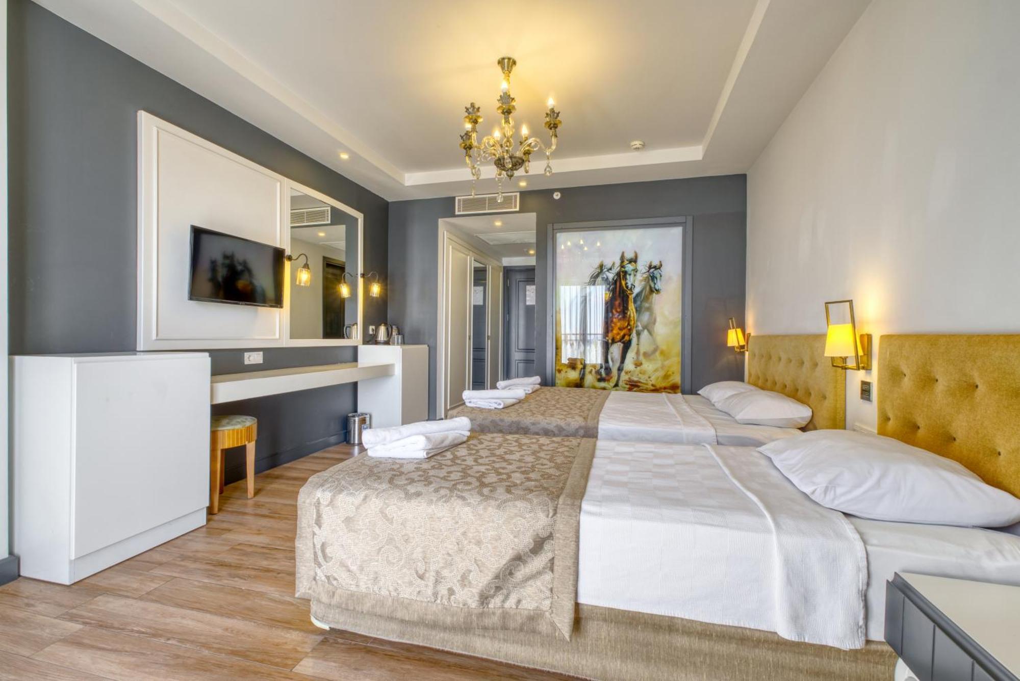Triple Room