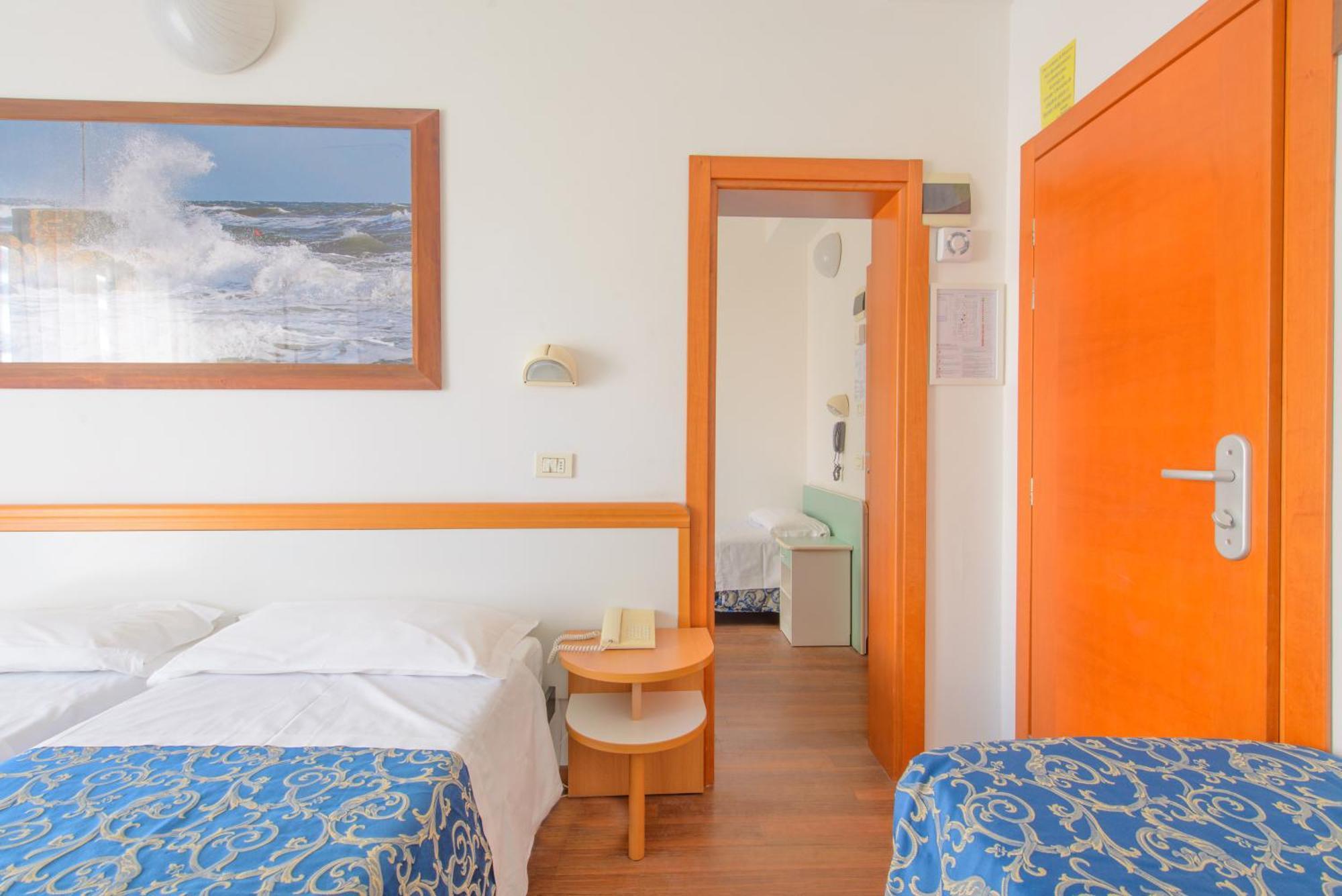 Habitación Familiar con balcón