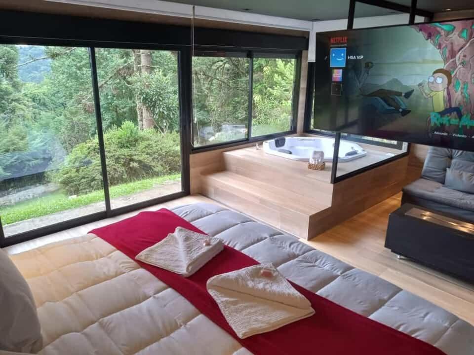 Superior King Suite