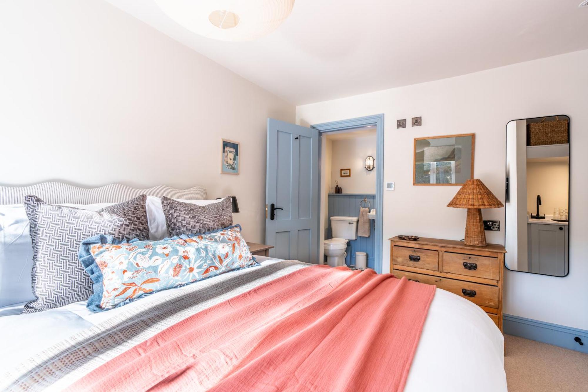 Suite 11 –Stylish Loft Double Room