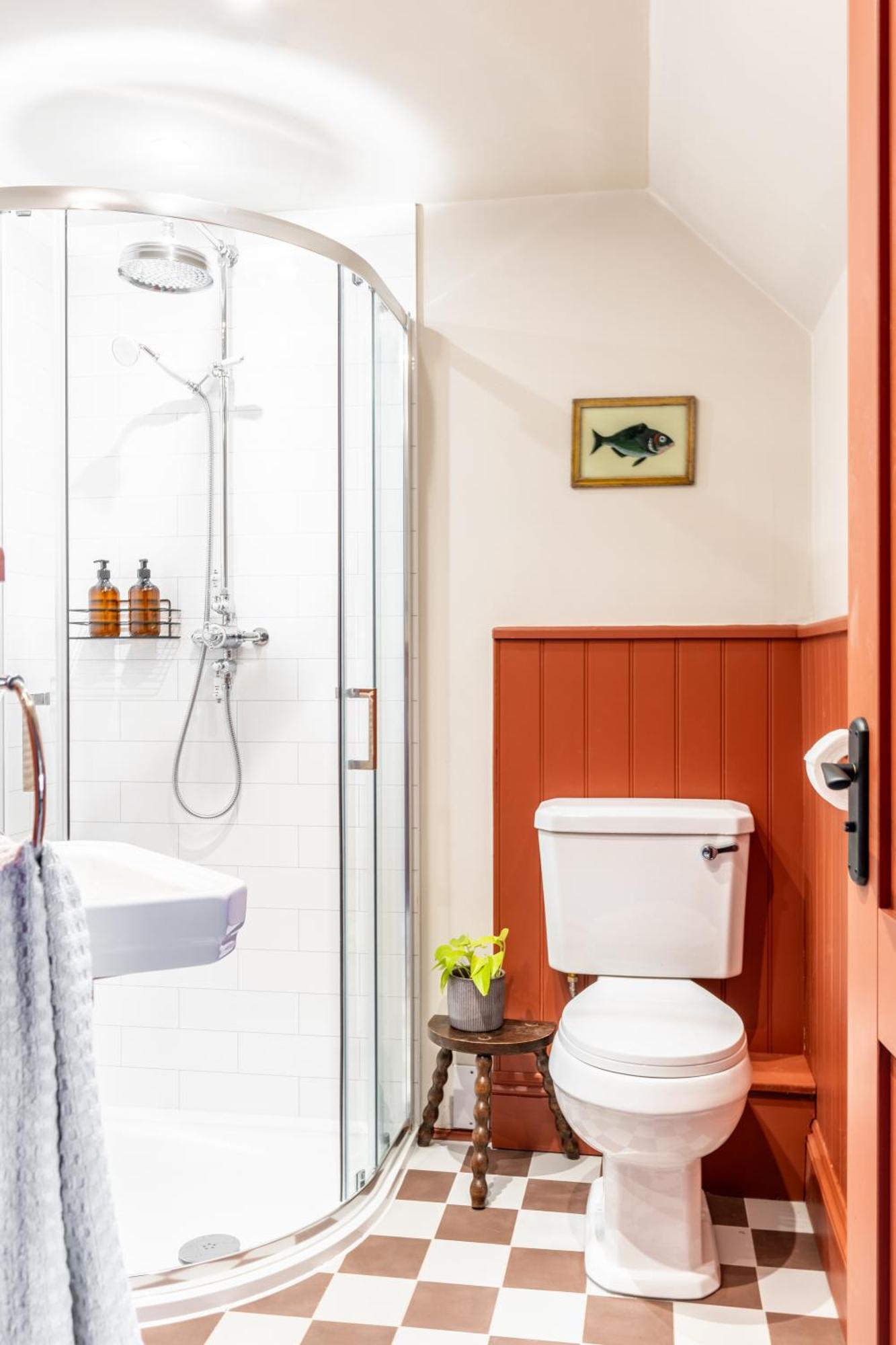 Suite 10 –Budget Cabin Loft Room