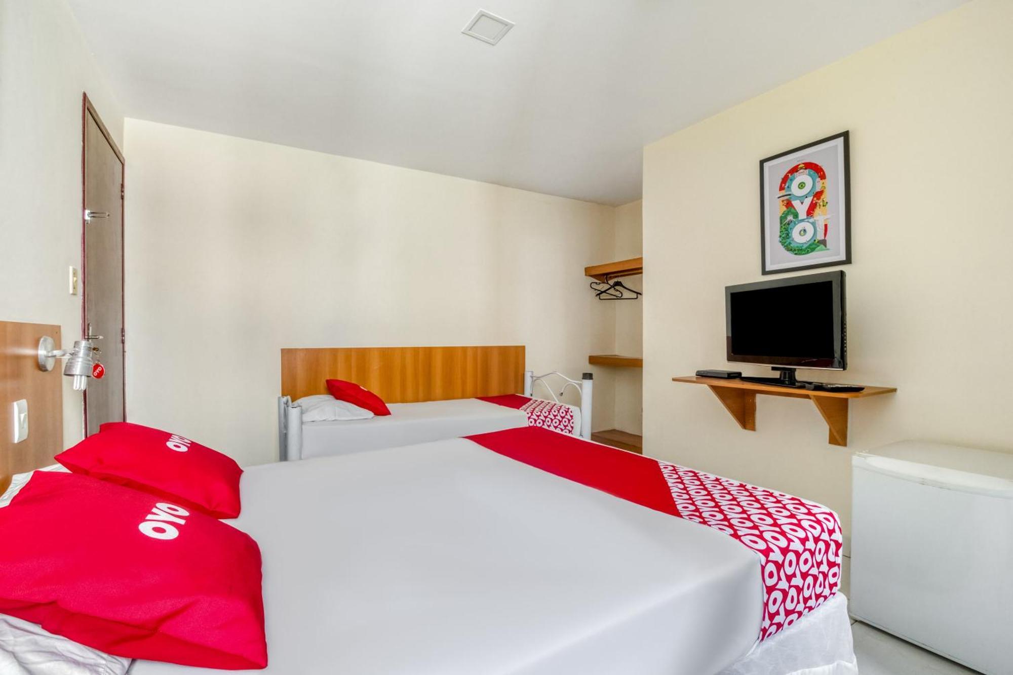 Triple Room (1 Double bed + 1 Single bed)