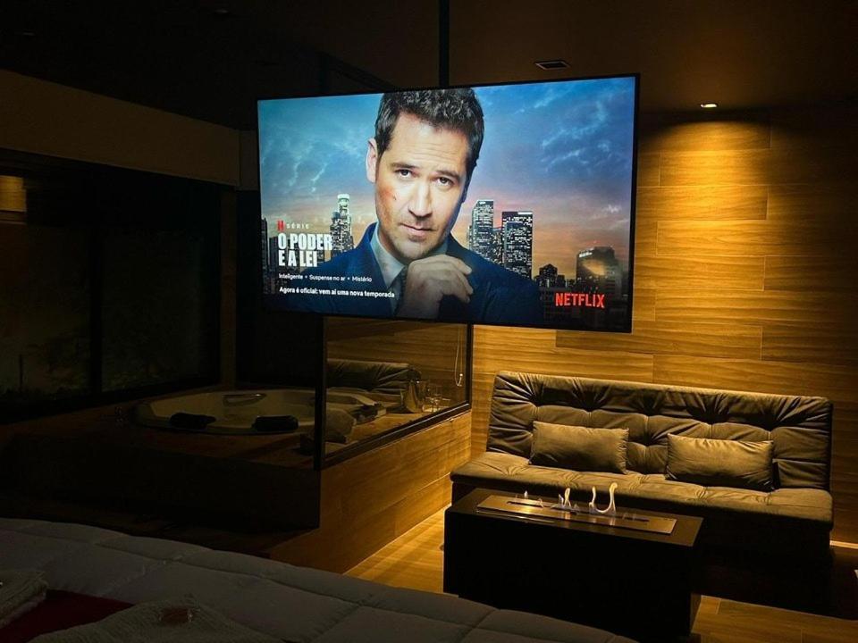 Superior King Suite