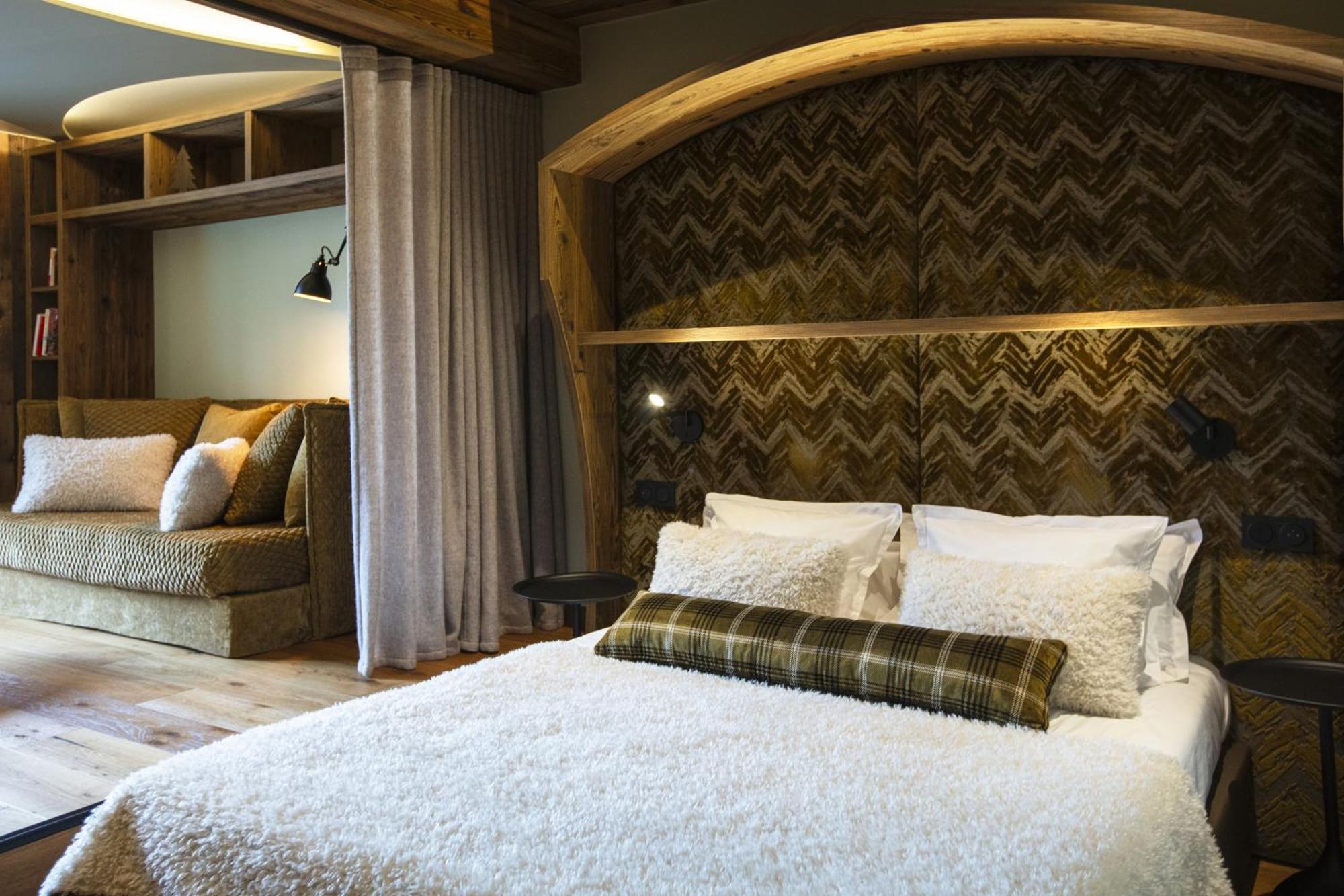 Junior Suite with Balcony