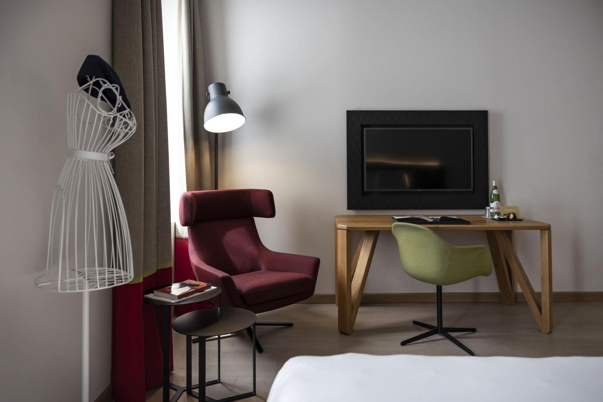 Fitness Deluxe Suite,1660332172:JPEG