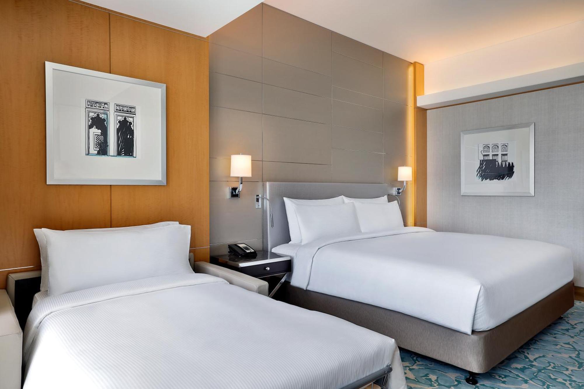 King Guest Room Balcony