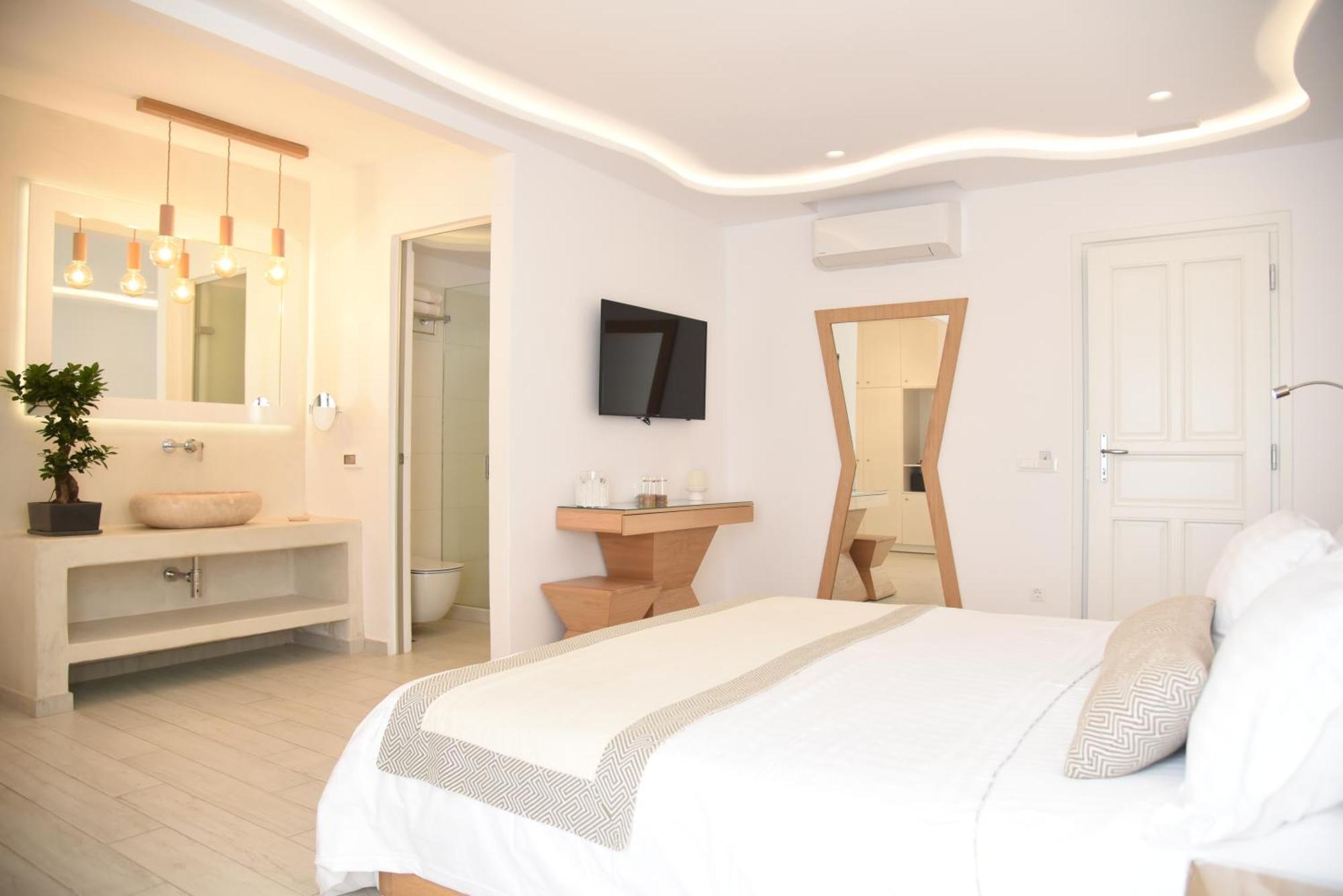 Superior Double Room,1664650621:JPEG