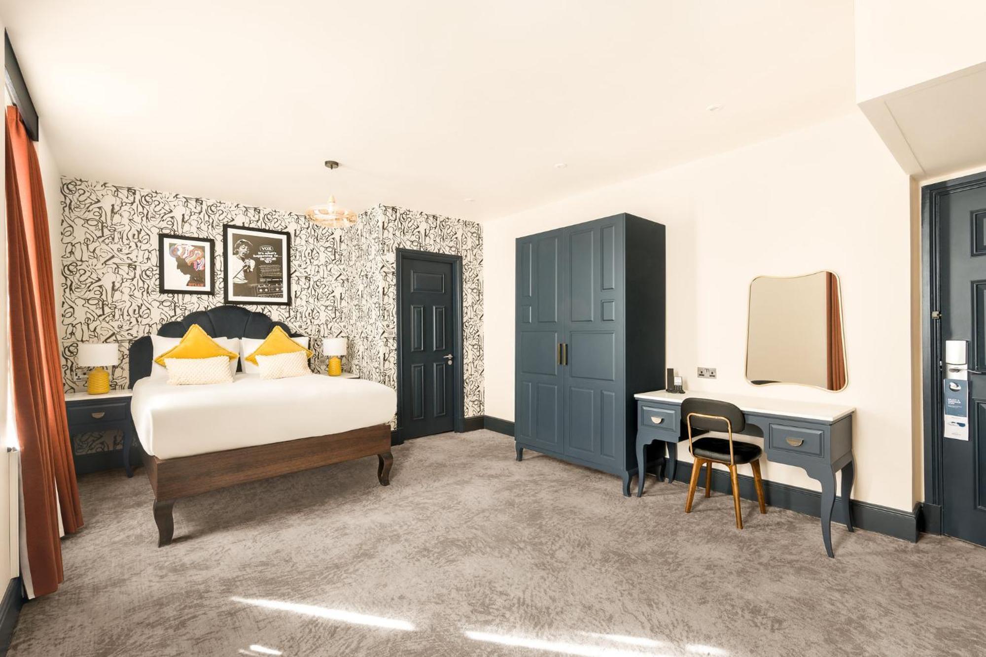 Premium Zimmer mit Queensize-Bett und Zustellbett