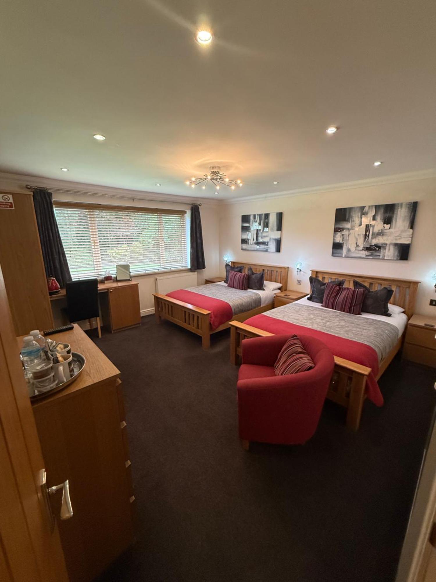 Double or Twin Room with Private Bathroom,1666031433:JPEG