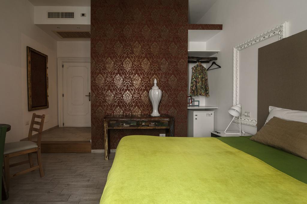 Double Room Private Bathroom
