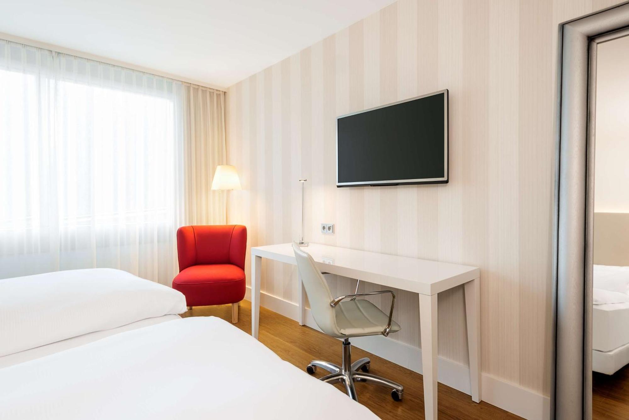 Family Connecting Room Extra Bed