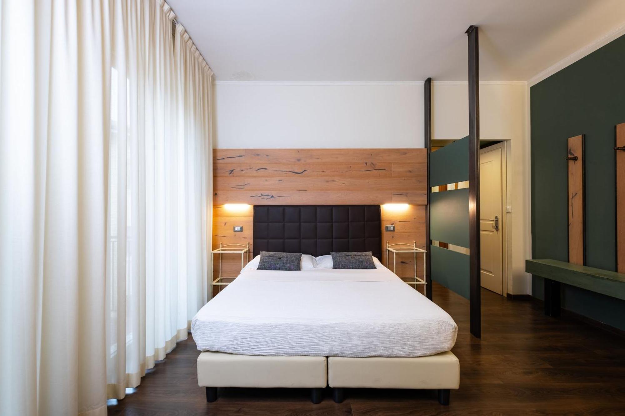 Superior Twin or Double Room