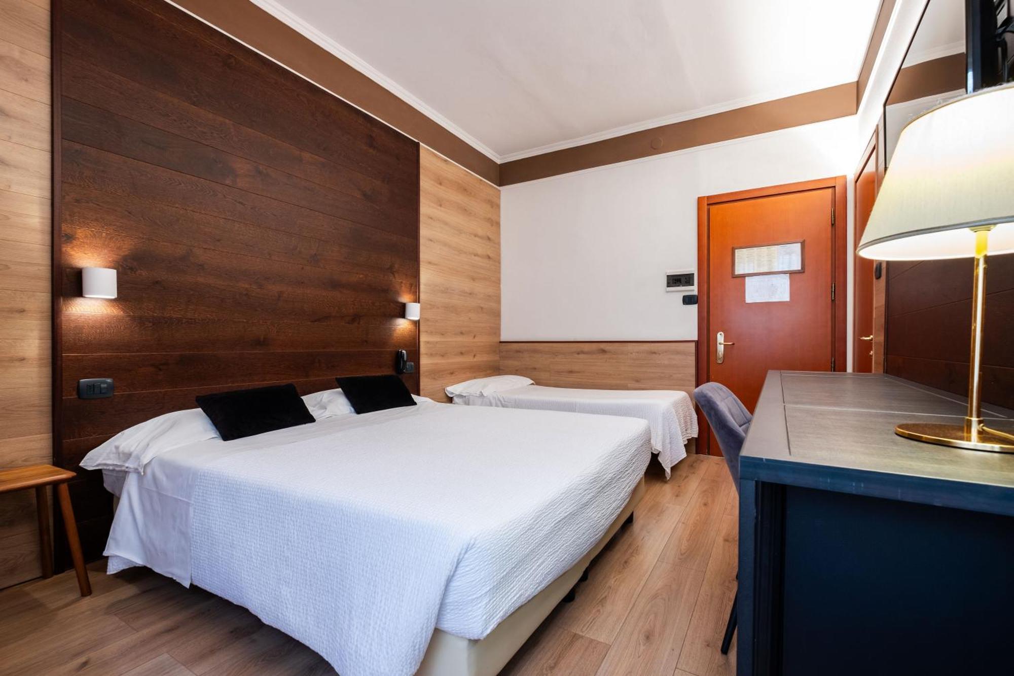 Double or Twin Room Extra Bed