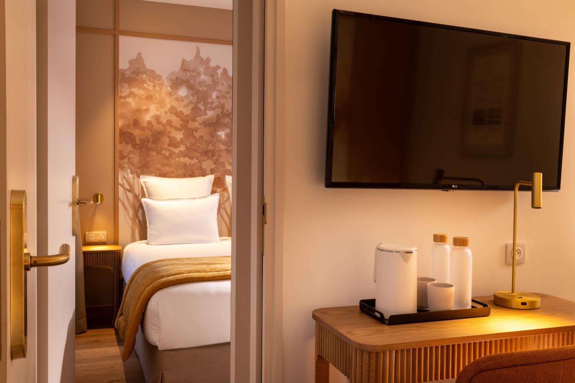 Two Connecting Double Rooms