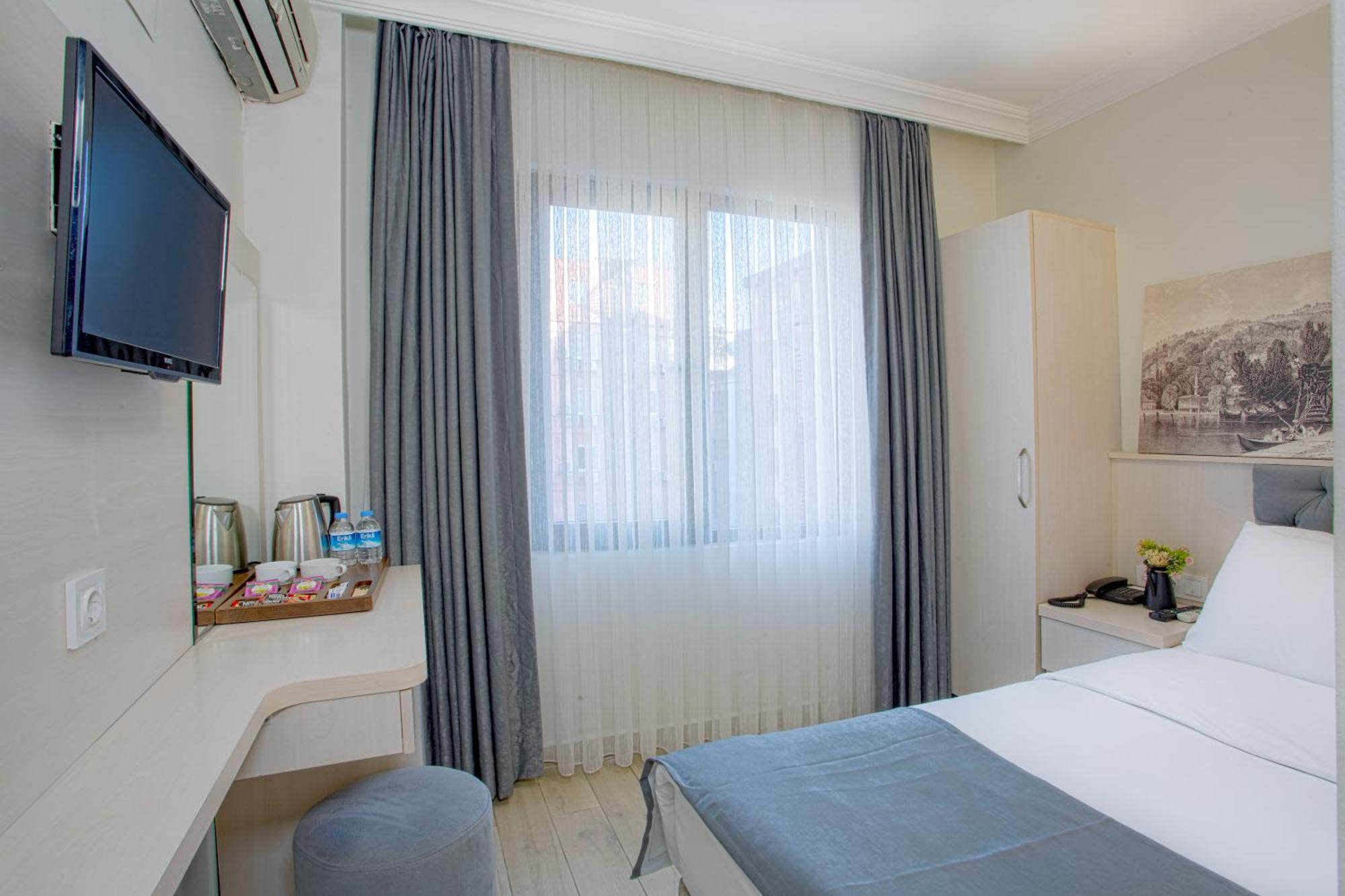Economy Single Room