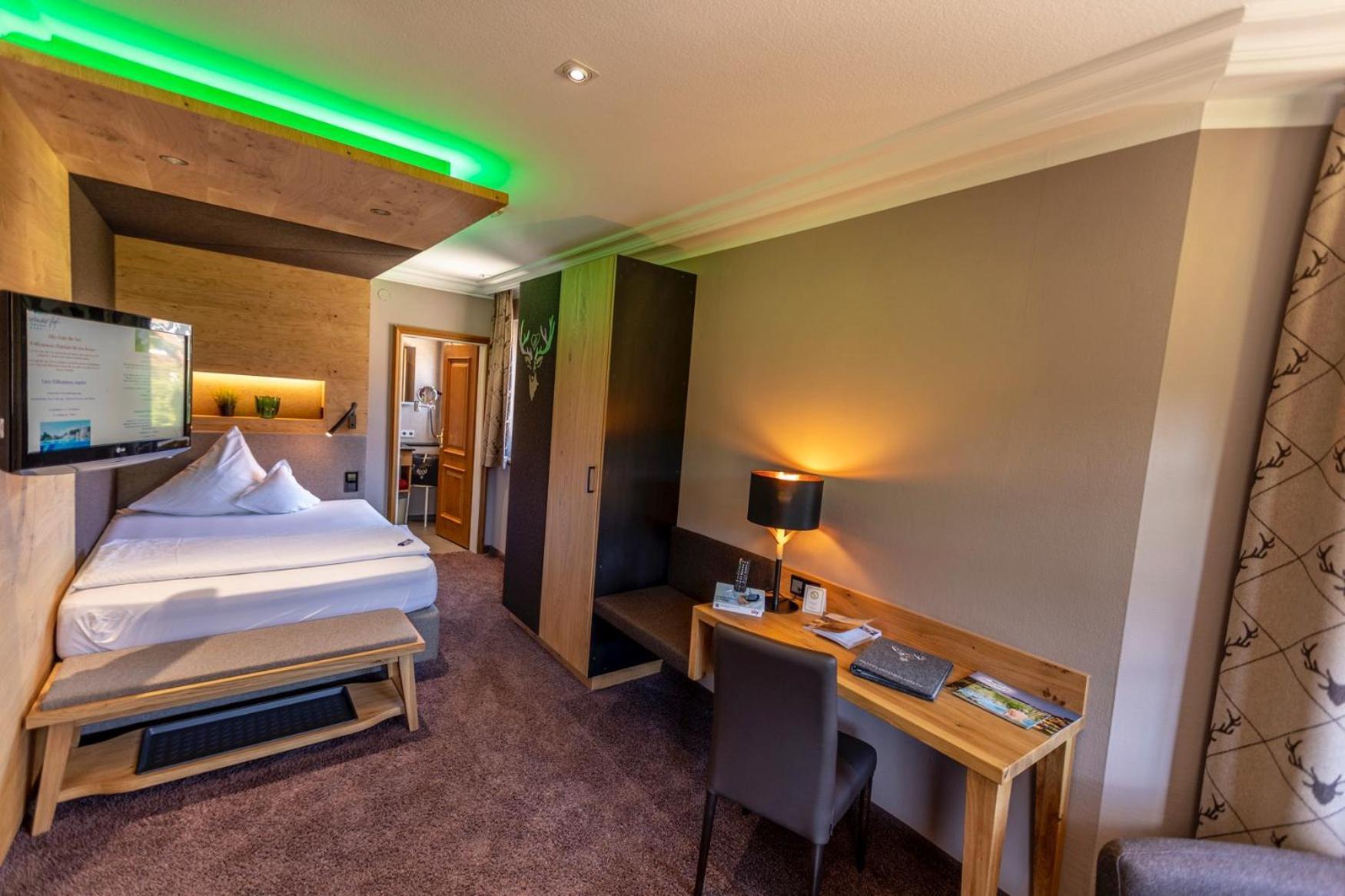 Single Room with Balcony,1669822926:JPEG