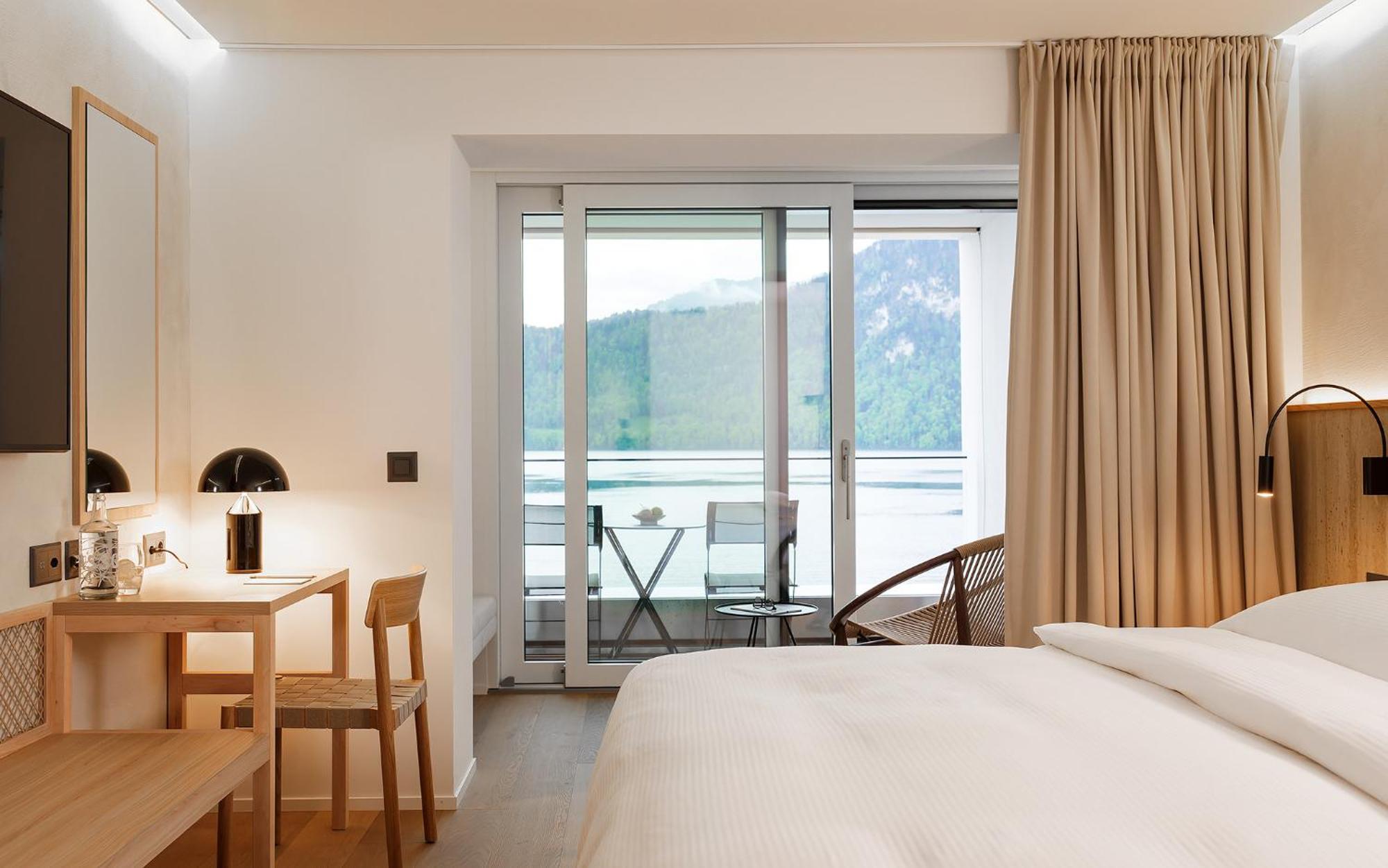 Deluxe Double Room with Lake View,1670719020:JPEG