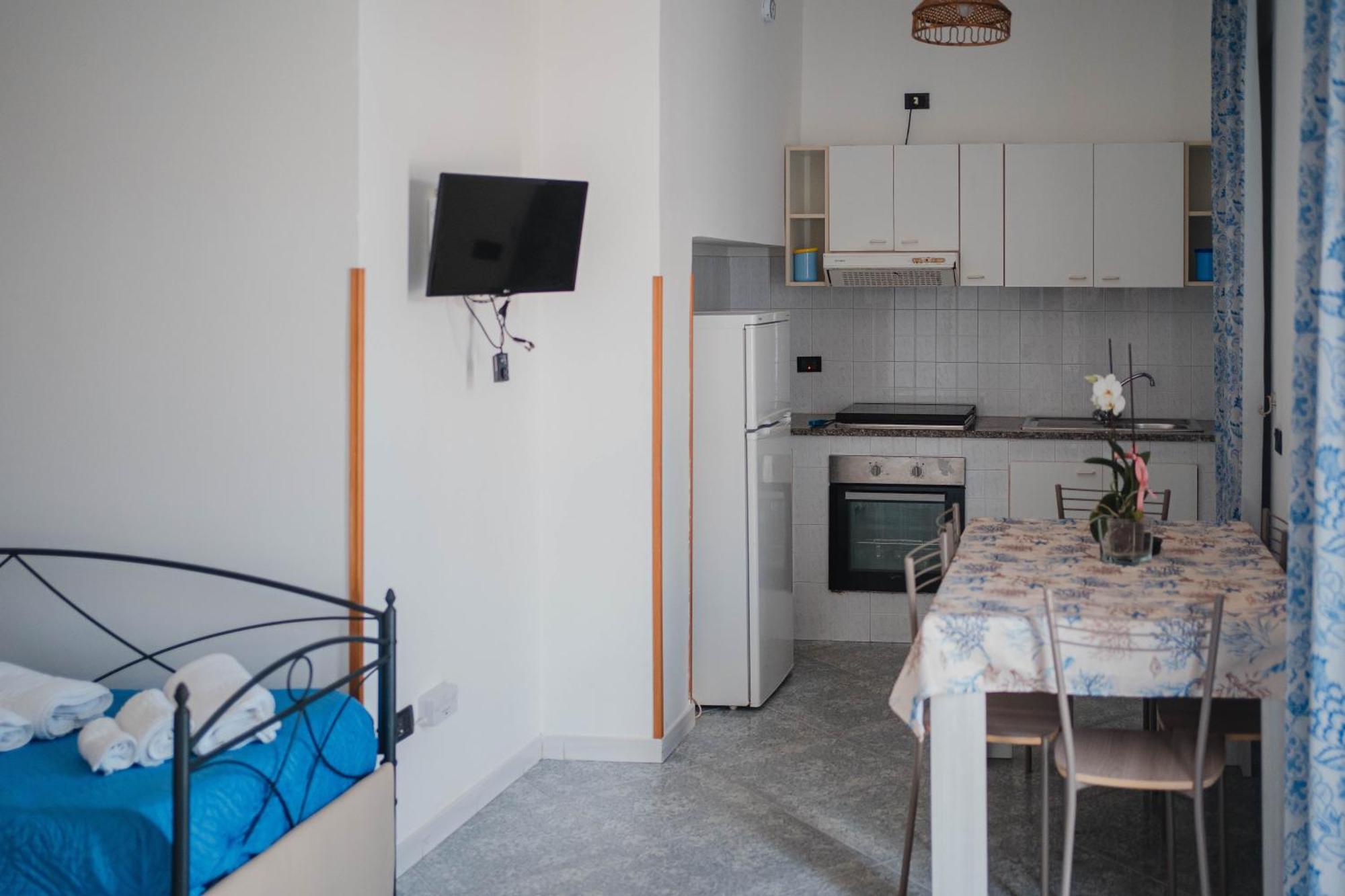 Two-Bedroom Apartment Sea View