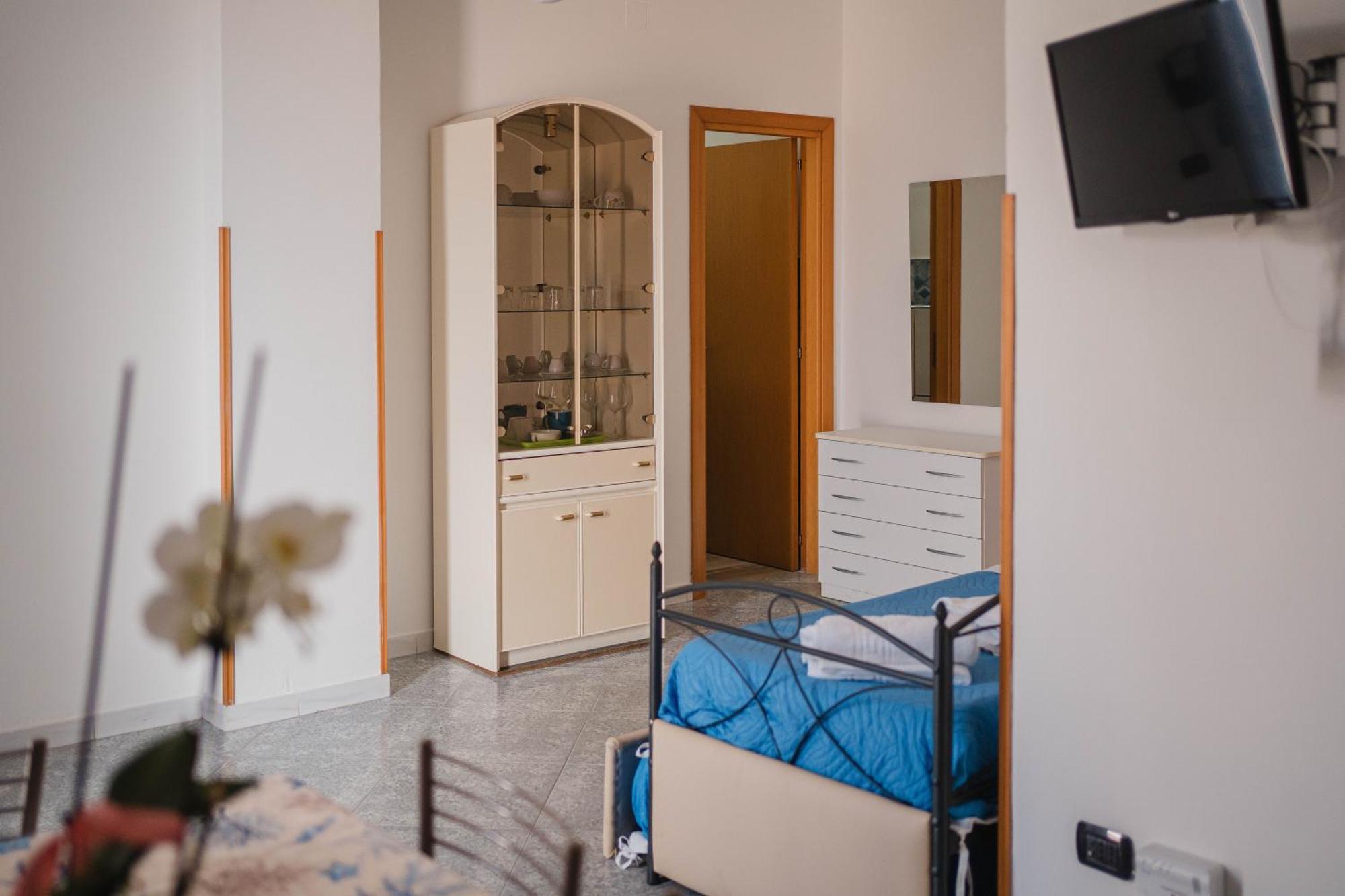 Two-Bedroom Apartment Sea View