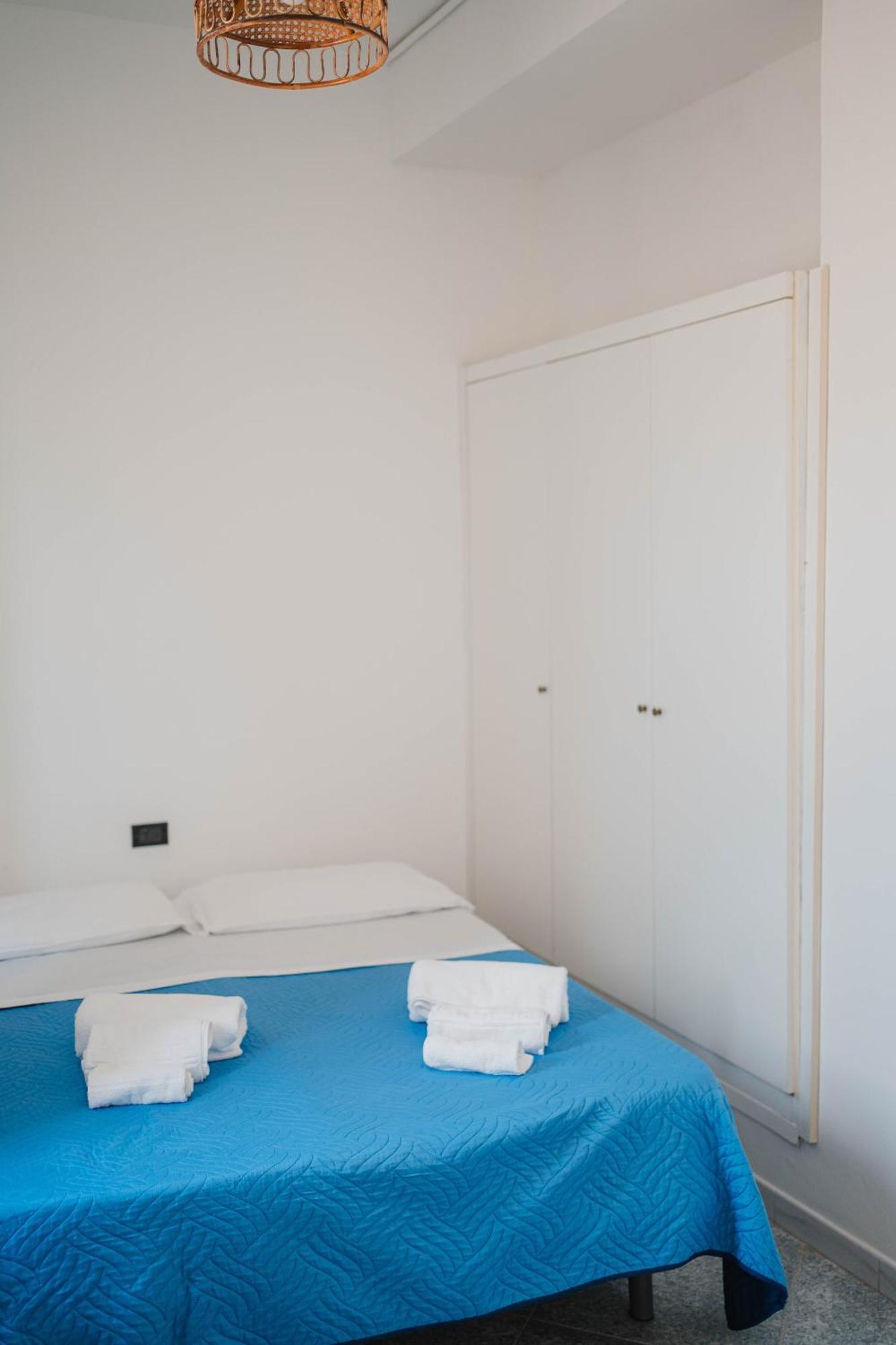 Two-Bedroom Apartment Sea View