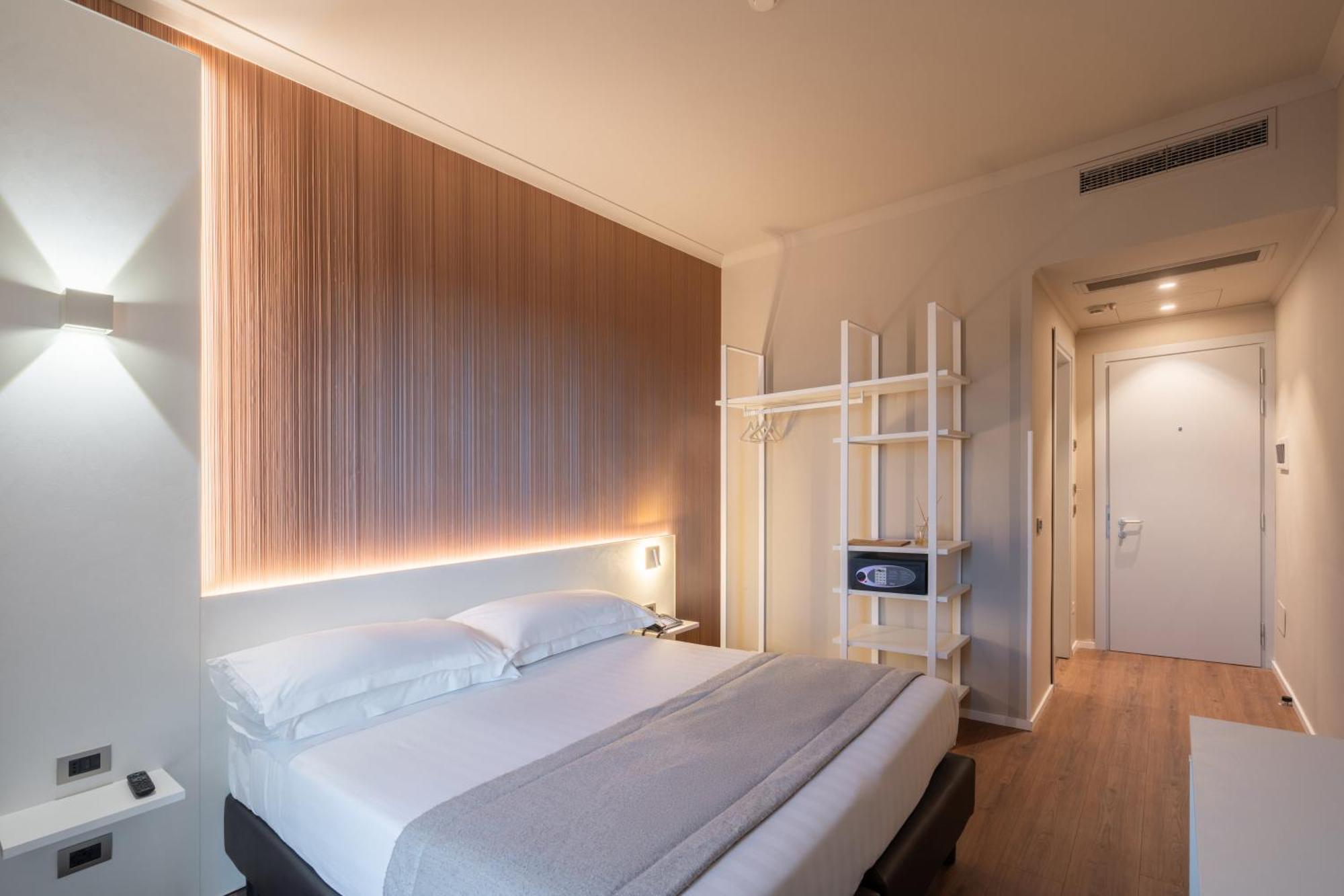 Premium Twin Room