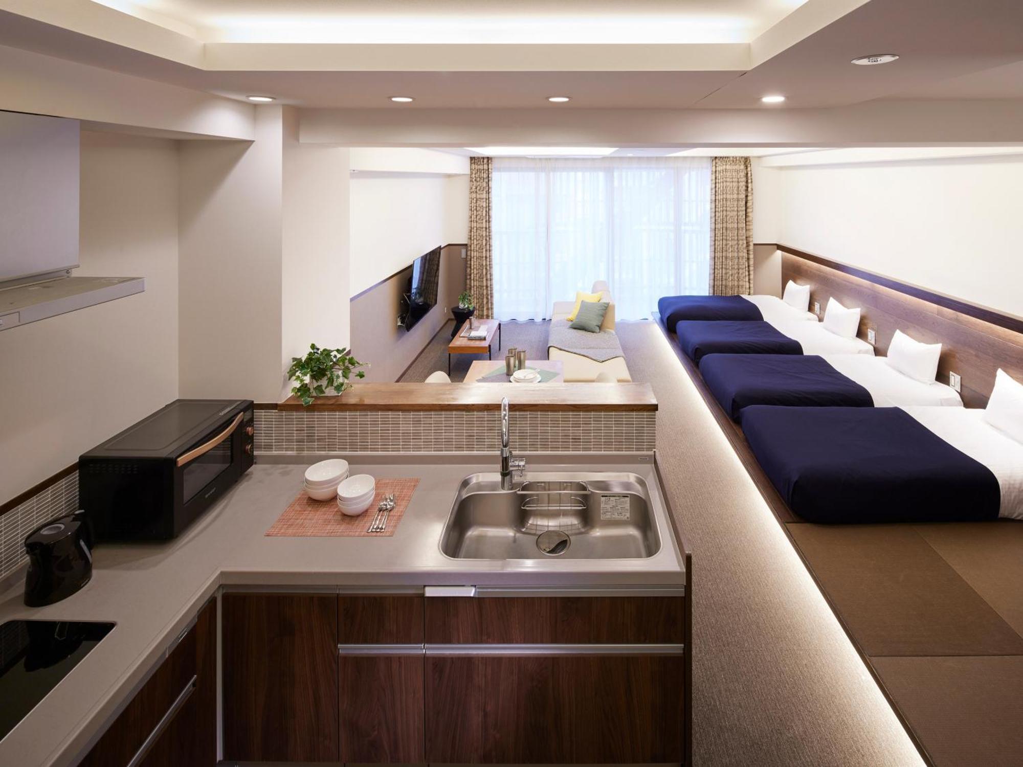 Deluxe Family Suite