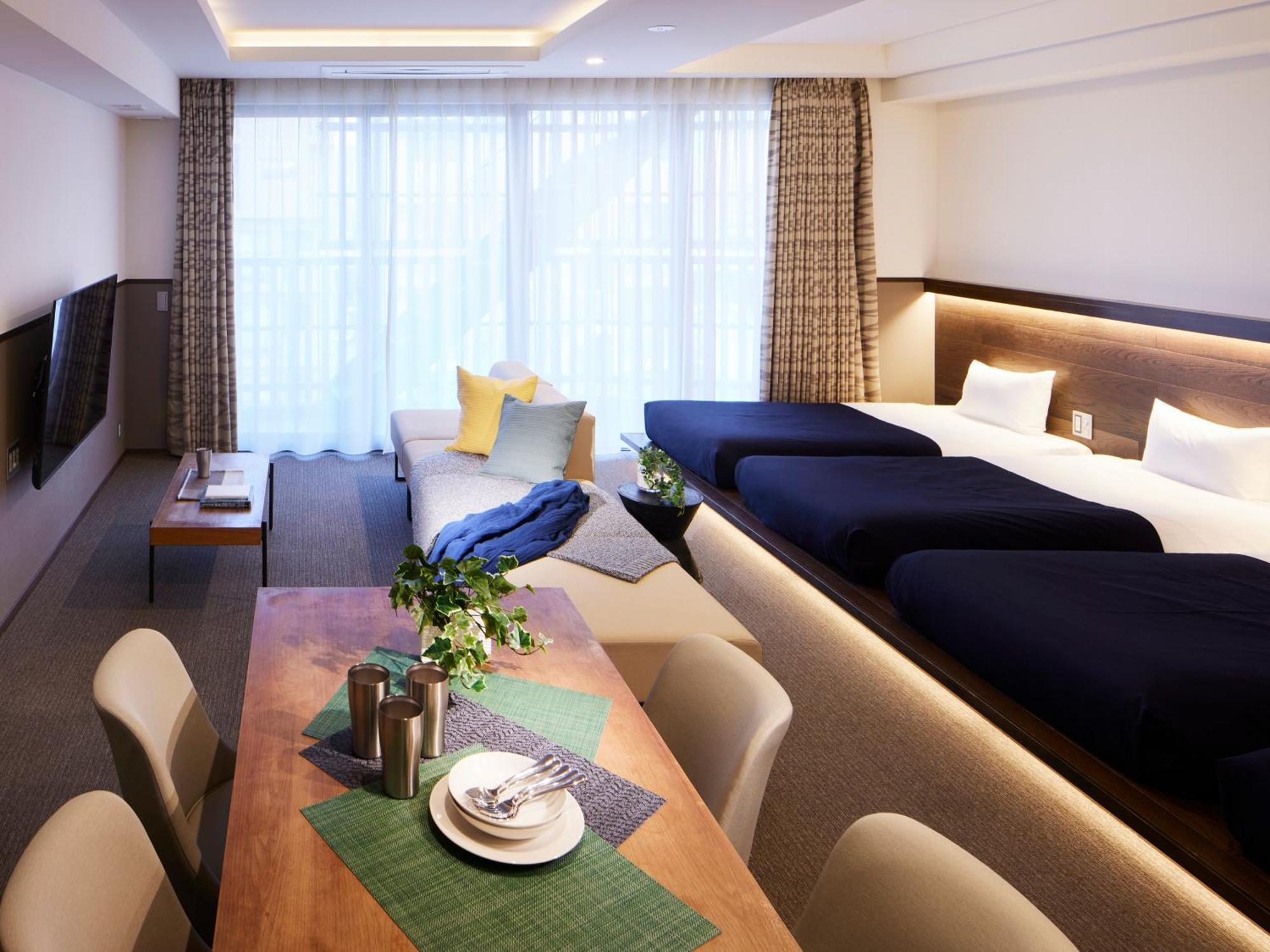 Deluxe Family Suite