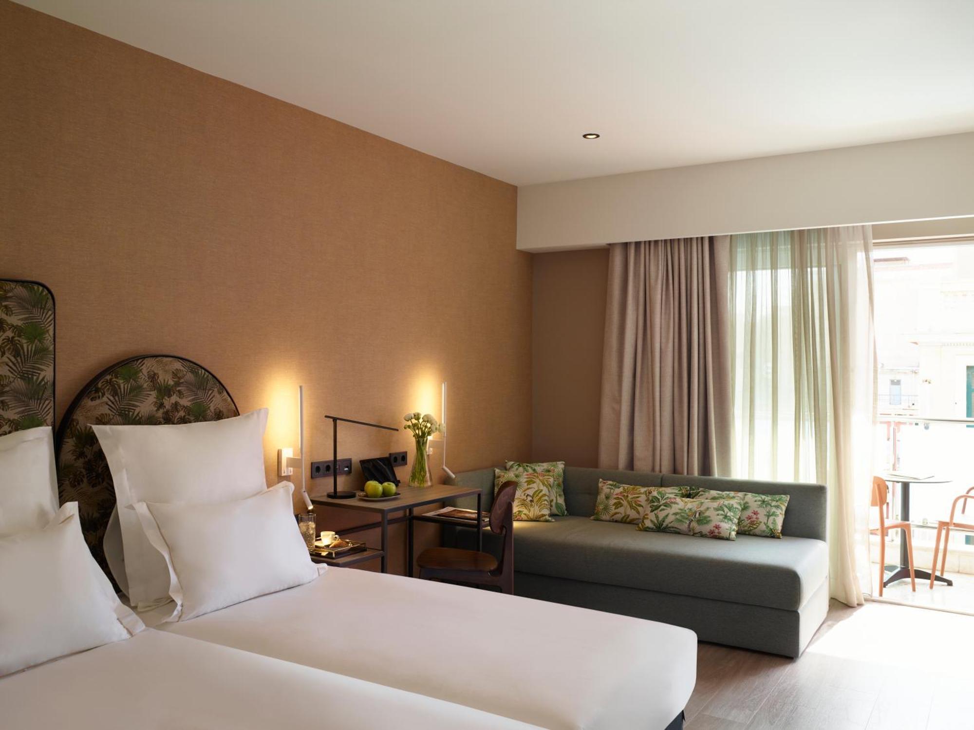 Triple Room Balcony