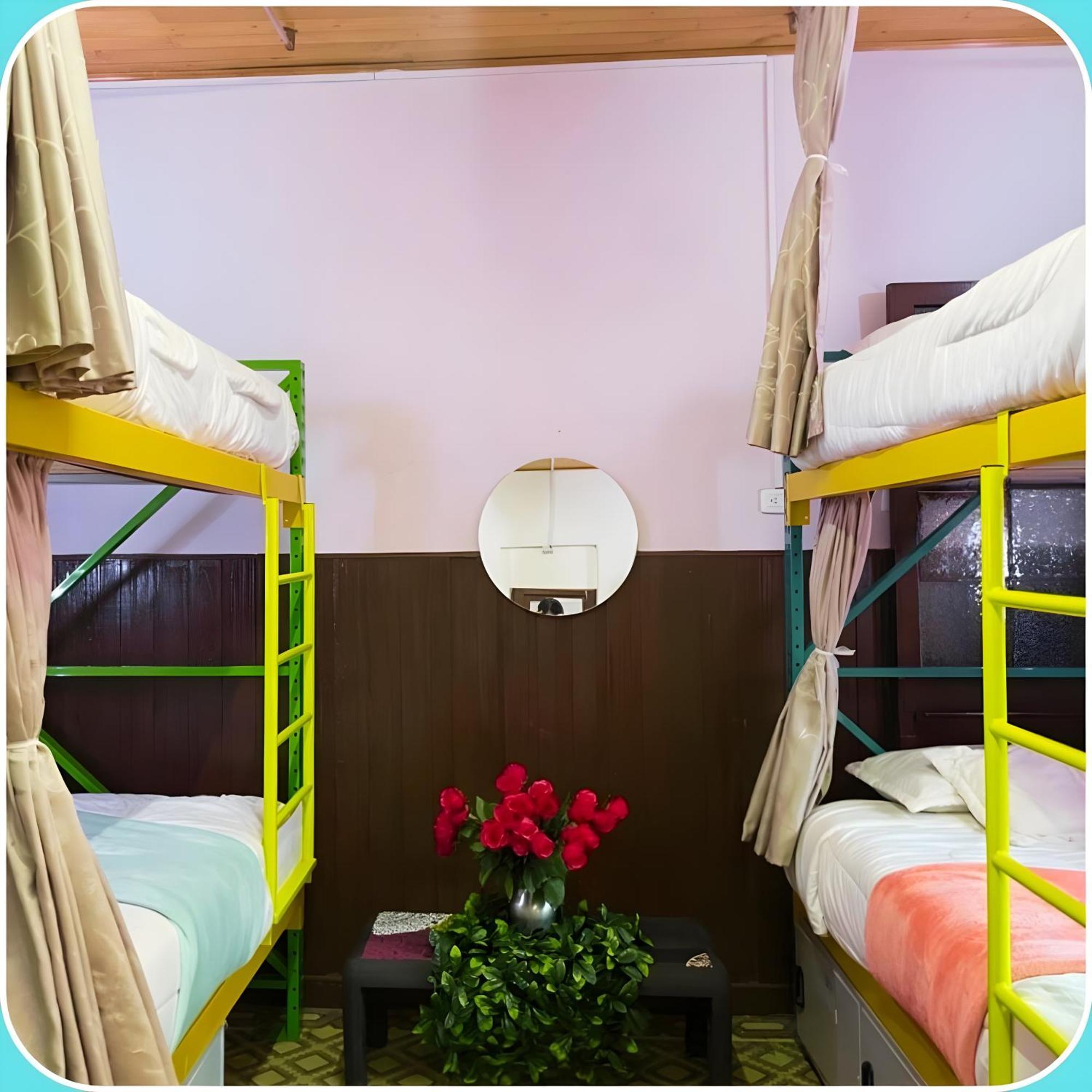 Single Bed Mixed Dormitory Room
