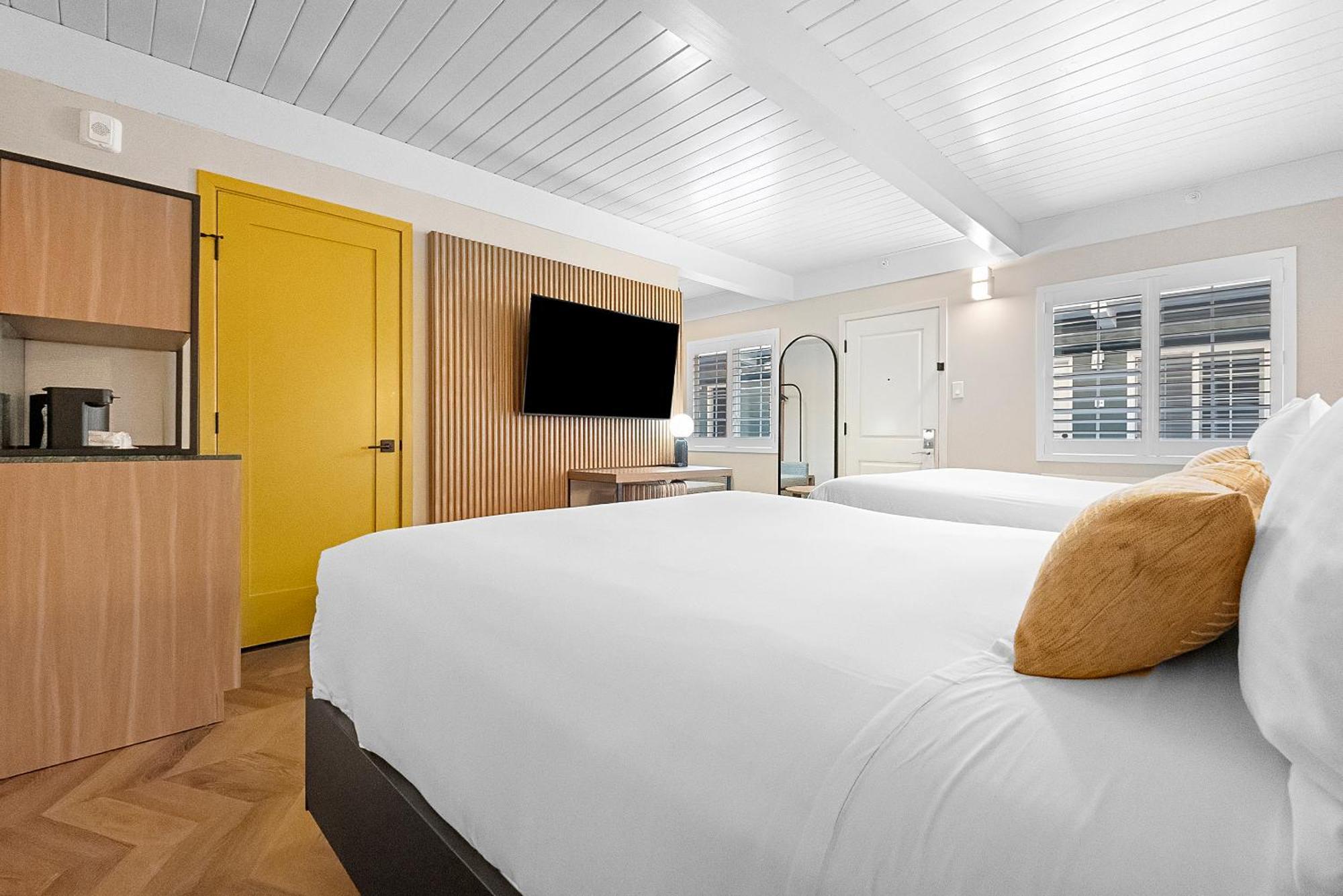 Deluxe Double Room Extra Bed