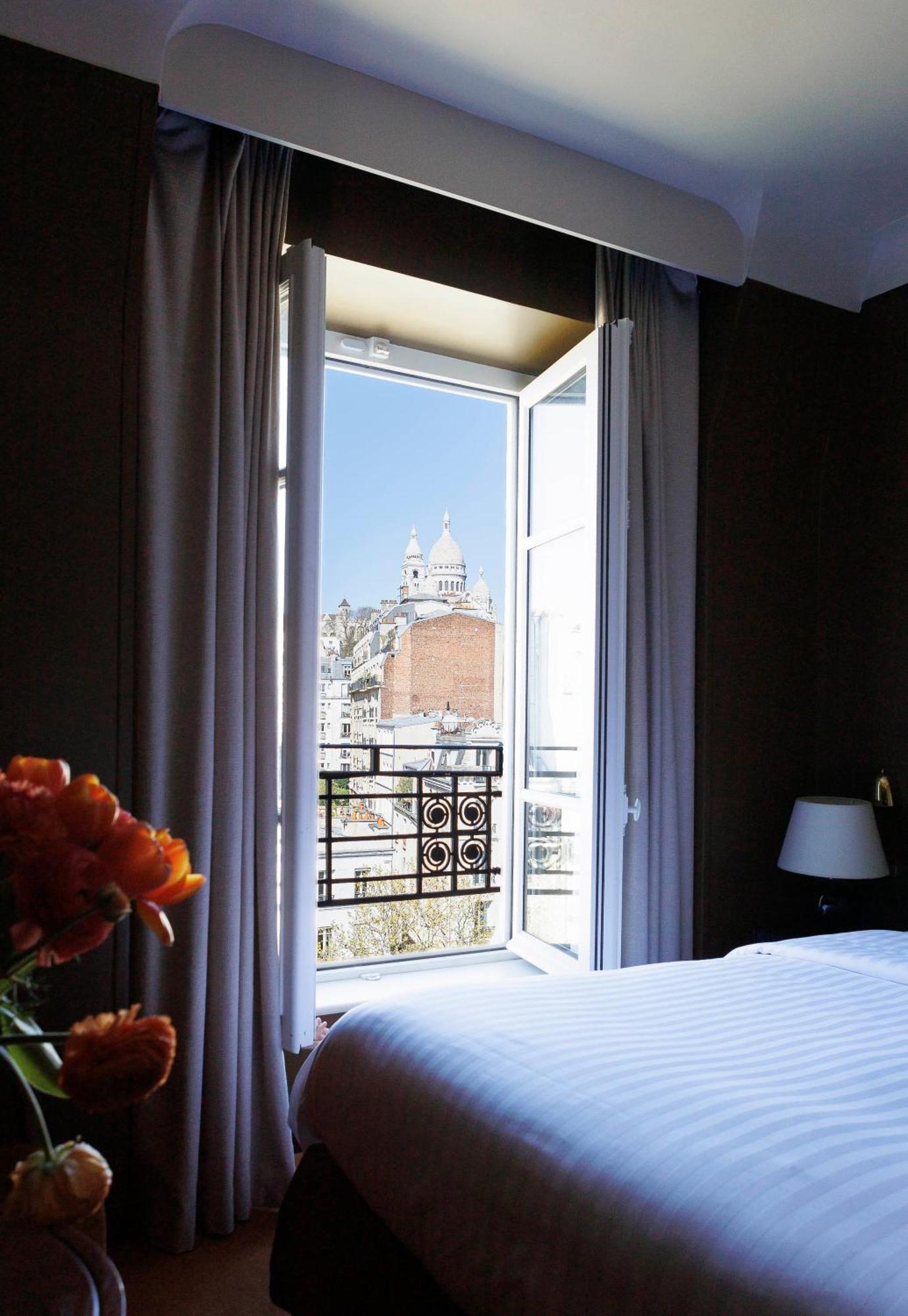 Chambre classique vue sacré coeur