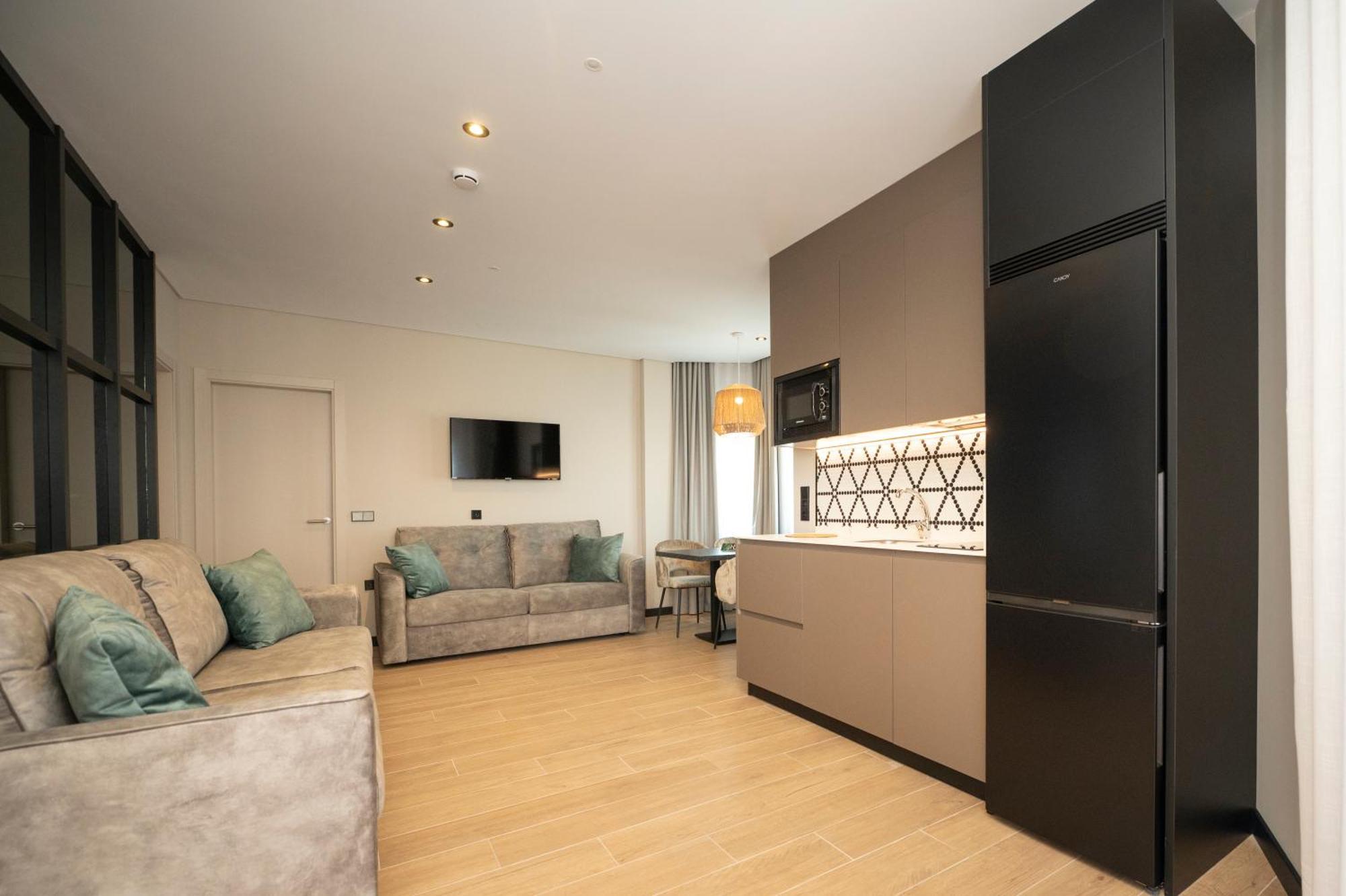 Superior Apartment
