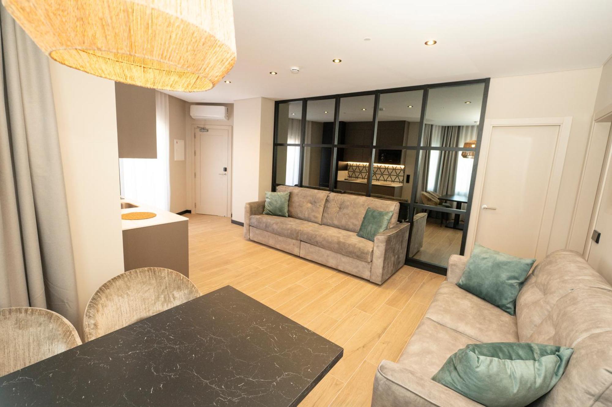 Superior Apartment