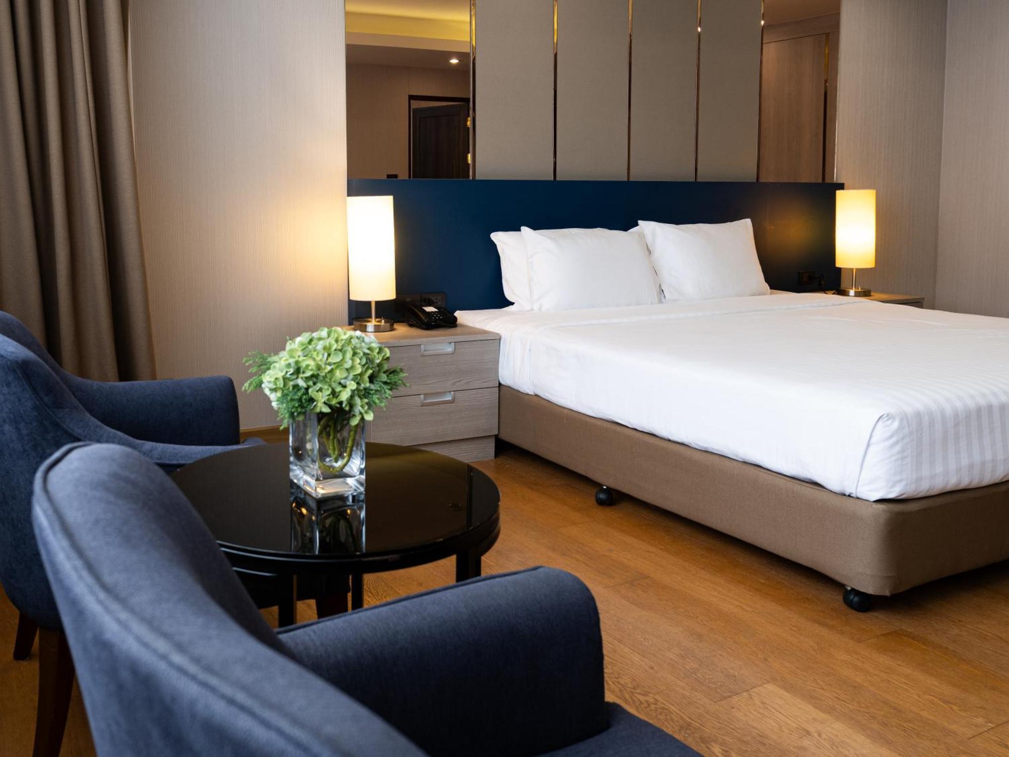 Premier Room