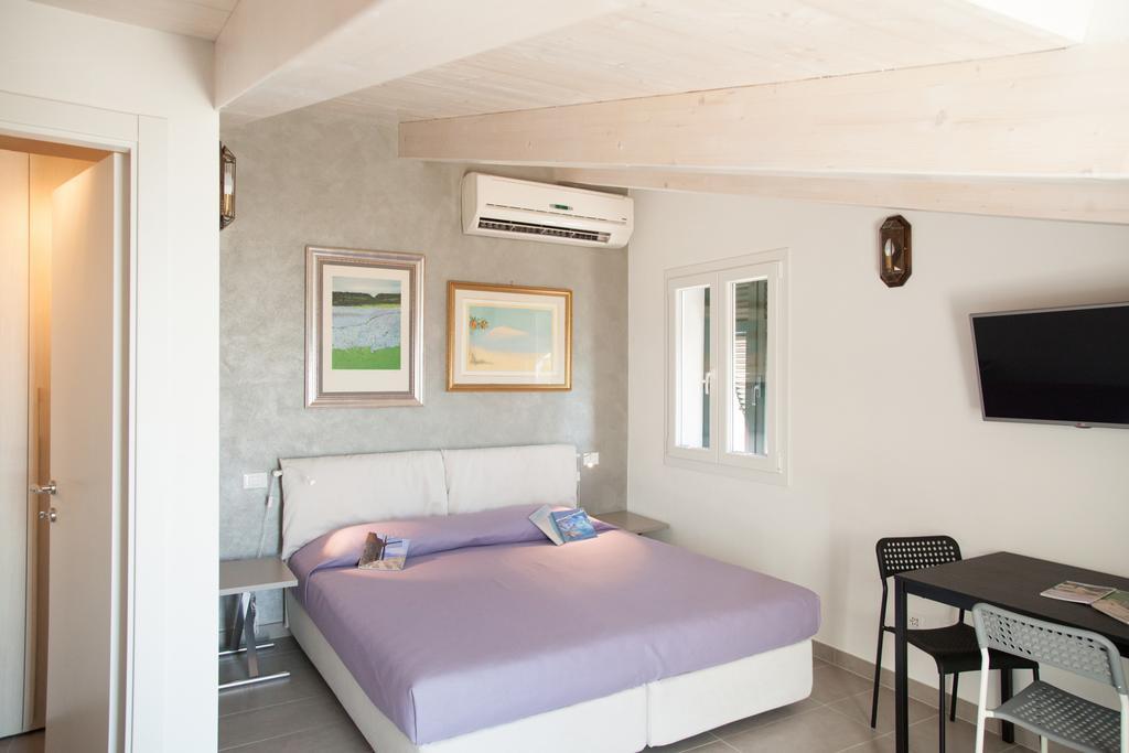 Triple Room Sea View