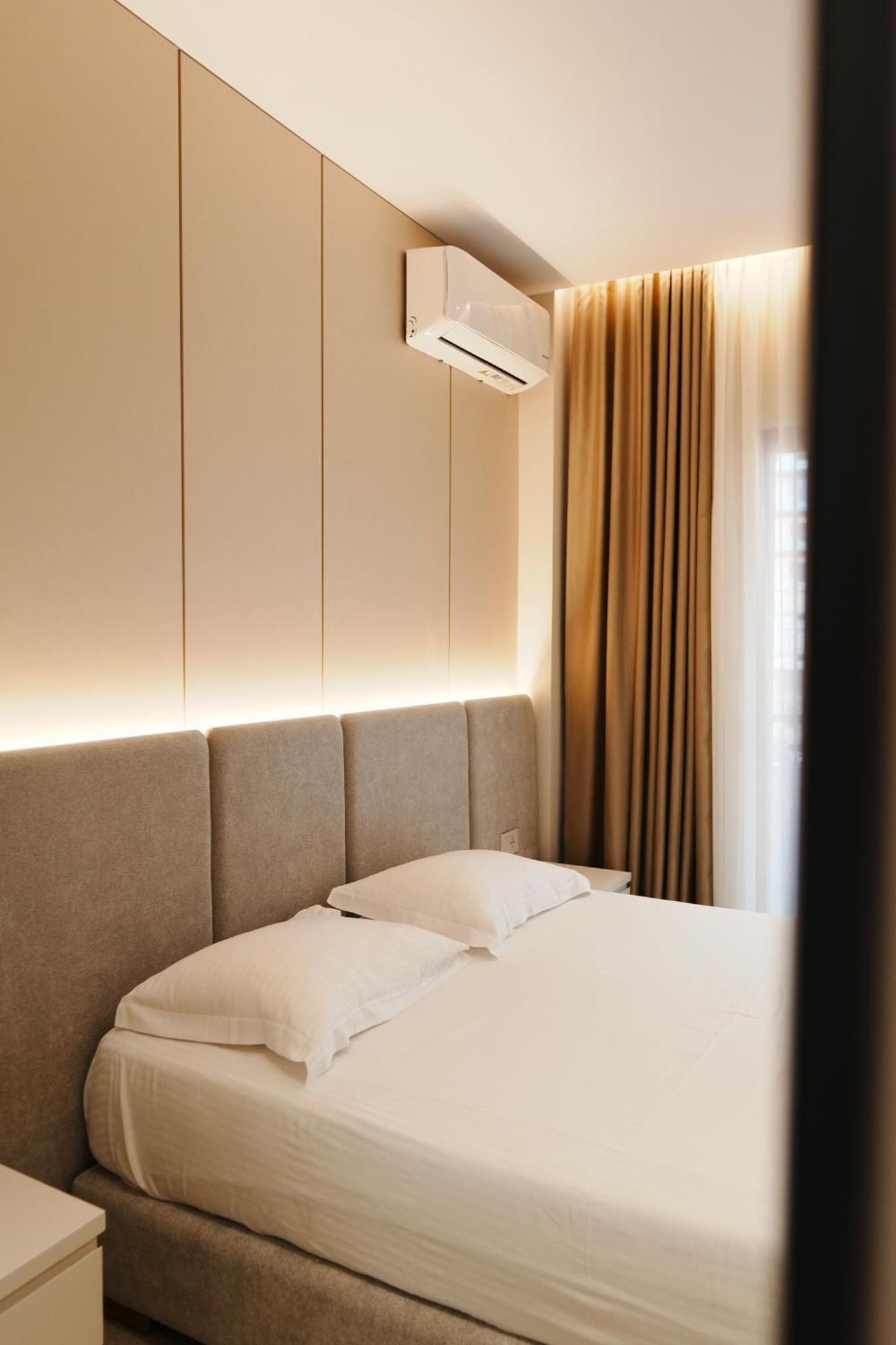 Deluxe Double Room City View