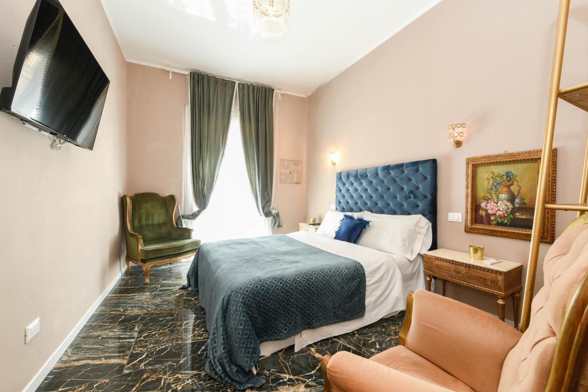 King Room Lake View